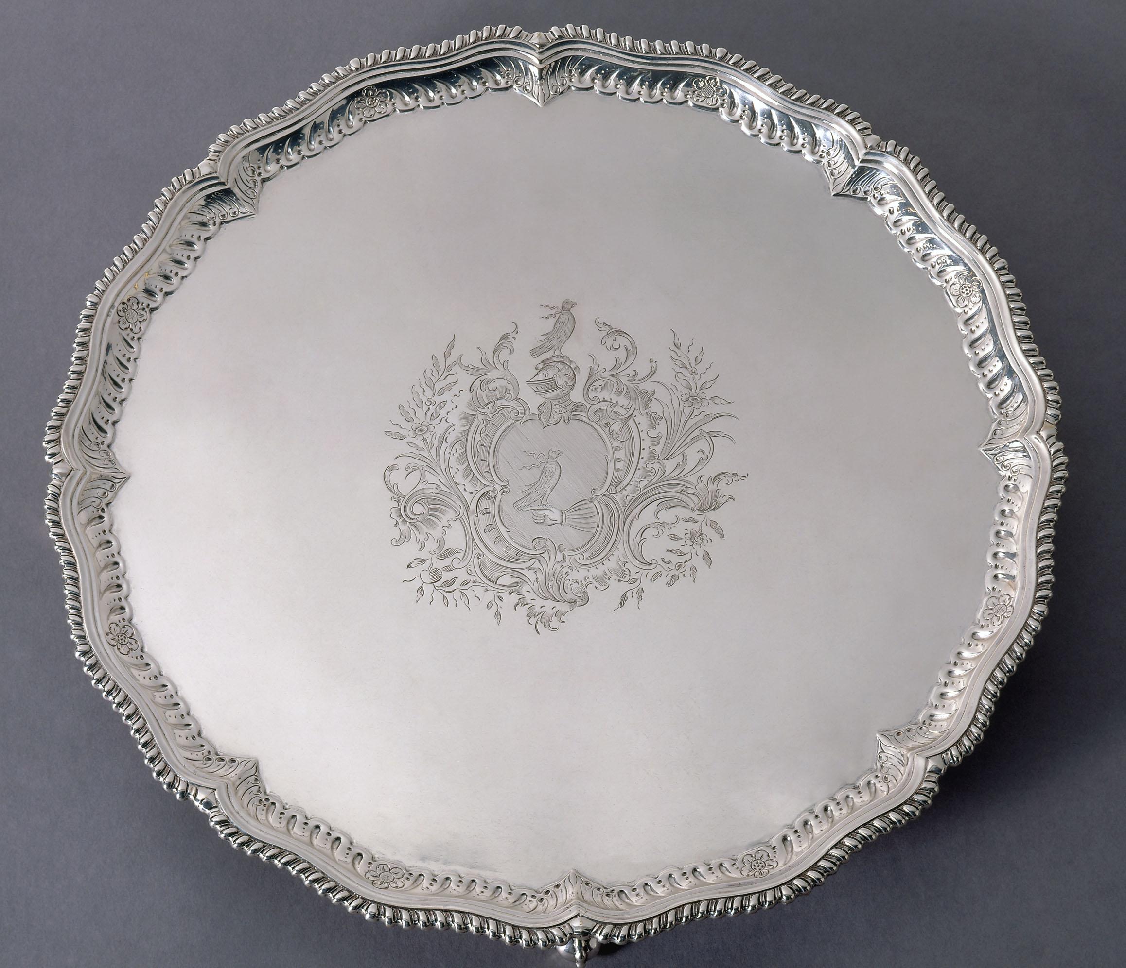 1959.2301 Salver, view 3