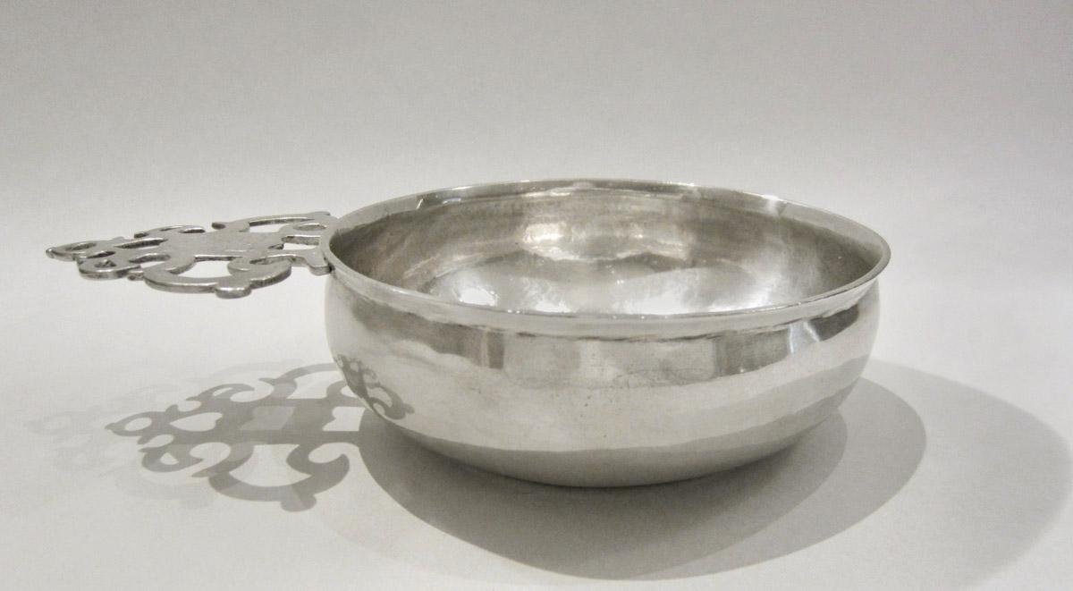 1959.2302 Porringer, view 2