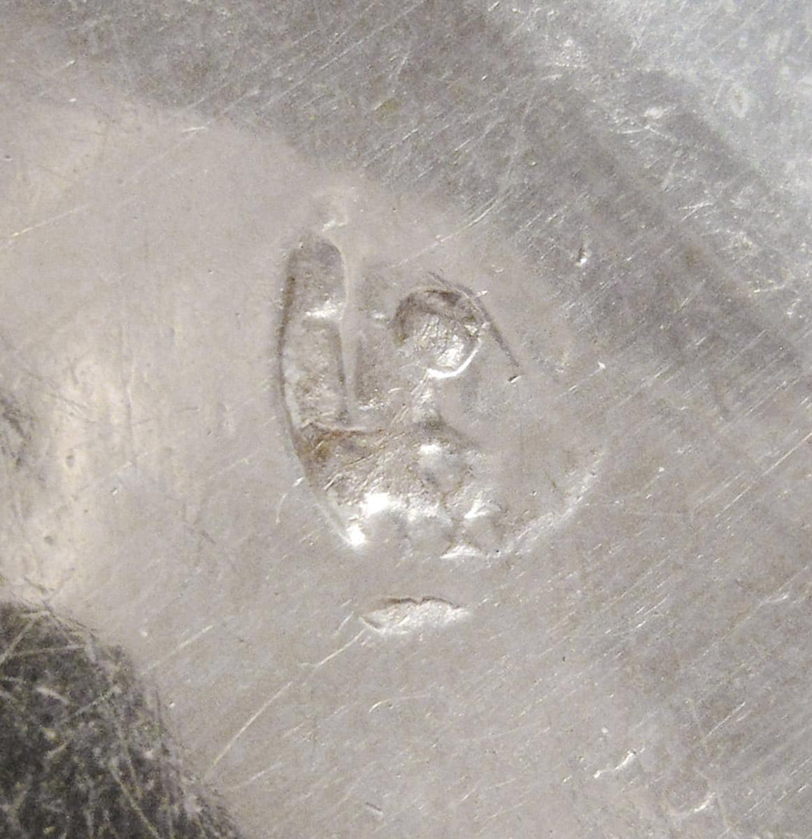 1959.2302 Porringer, mark