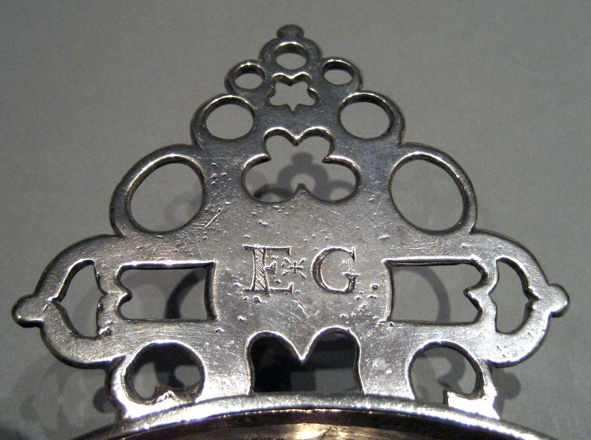 1959.2303 Silver Porringer engraving and handle detail