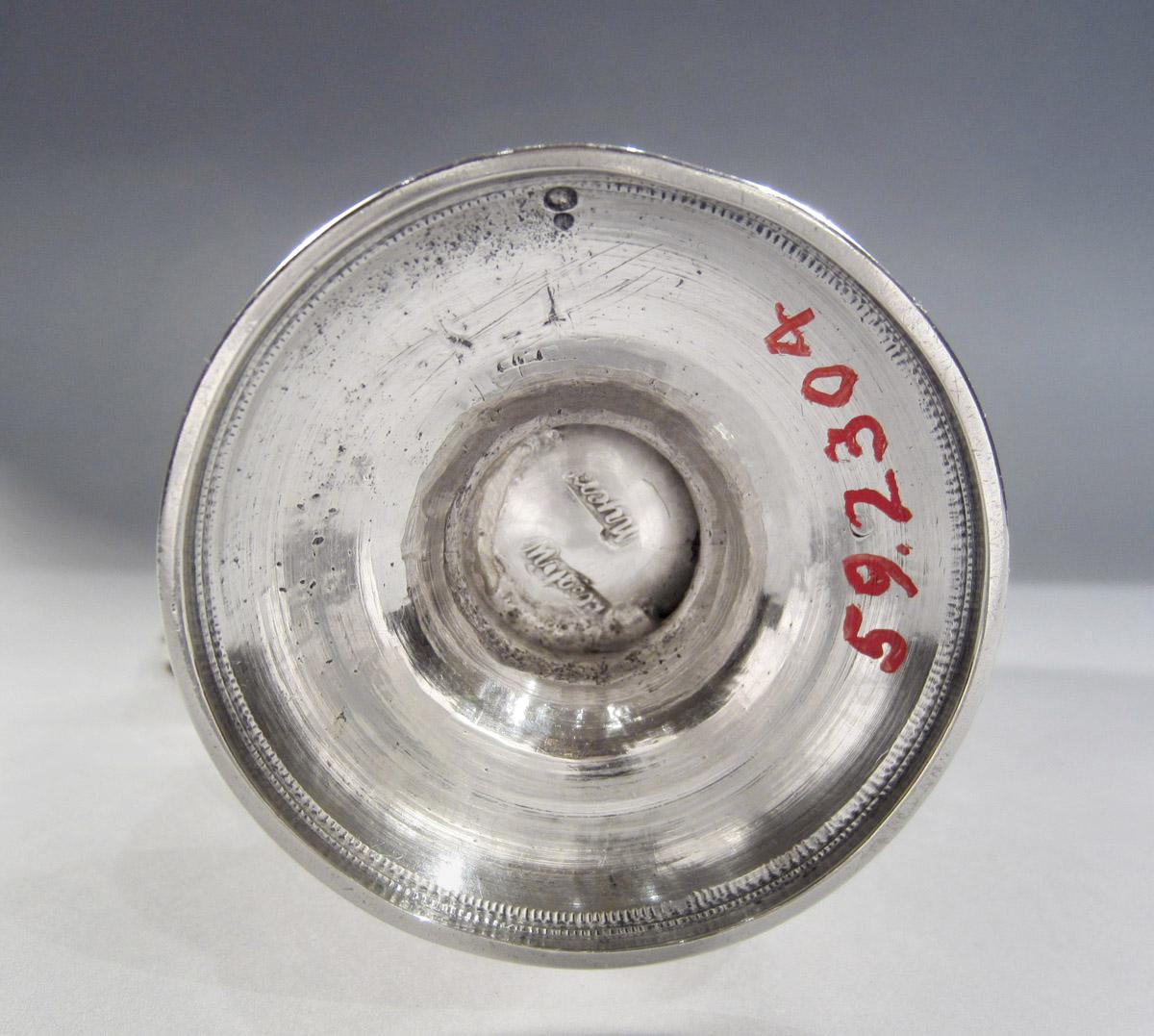 1959.2304 Cream pot, underside