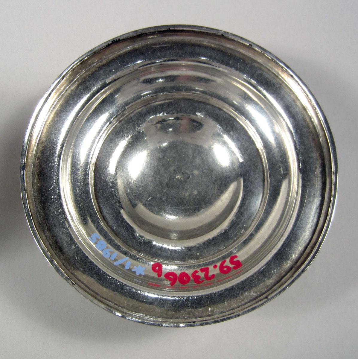 1959.2306 B Silver Sugar Bowl Lid underside