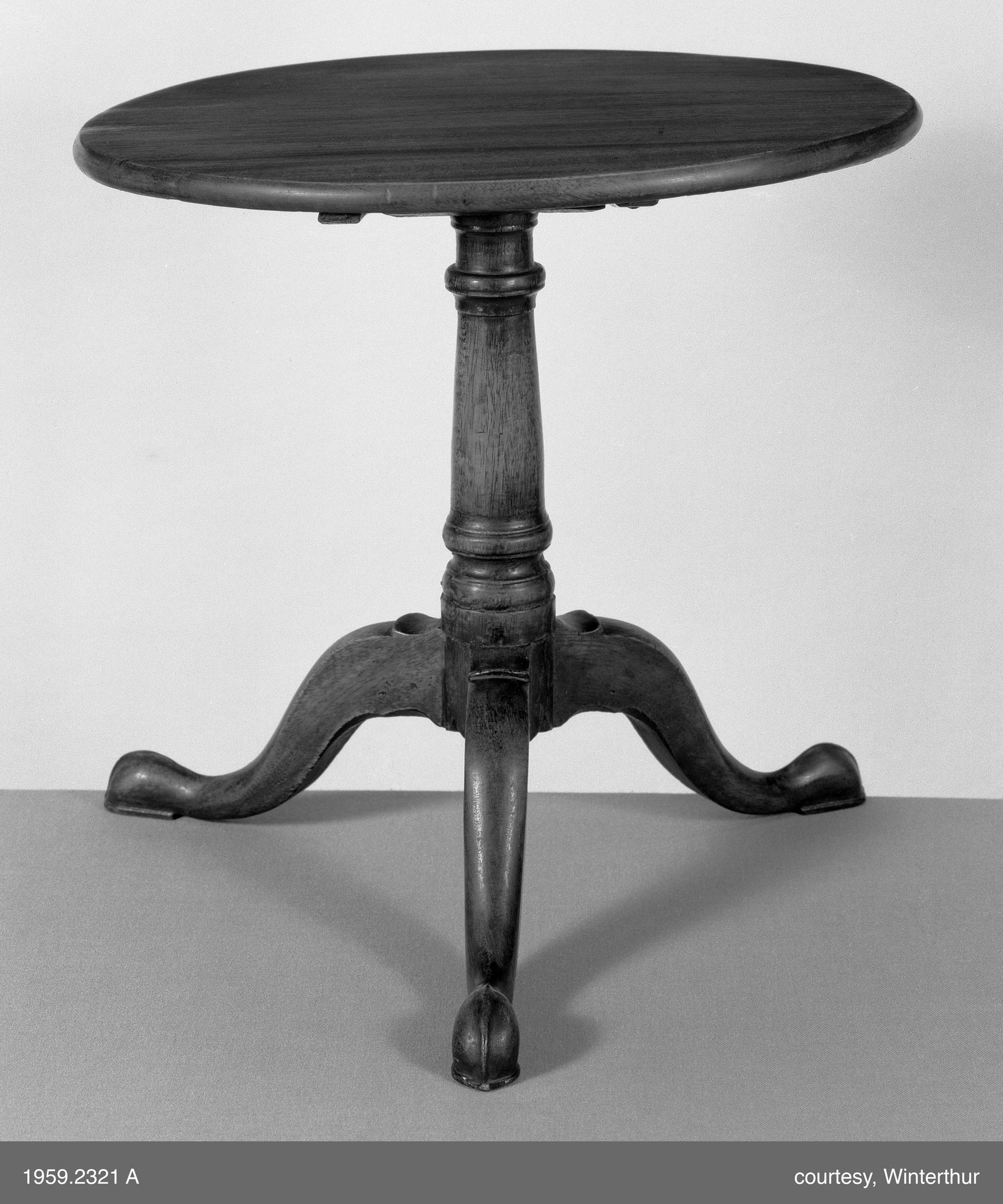 1959.2321 Tea table, Miniature tea table