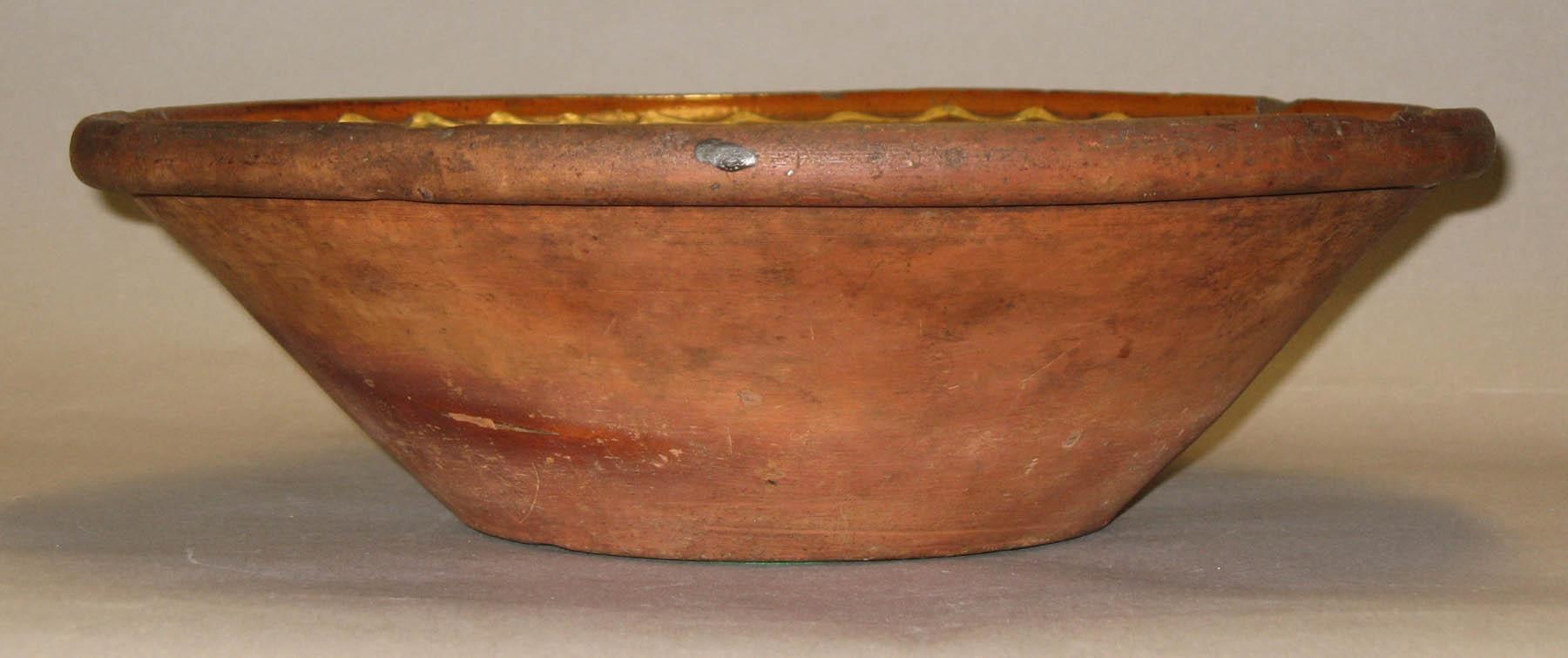 1959.2355 Slipware dish (profile)