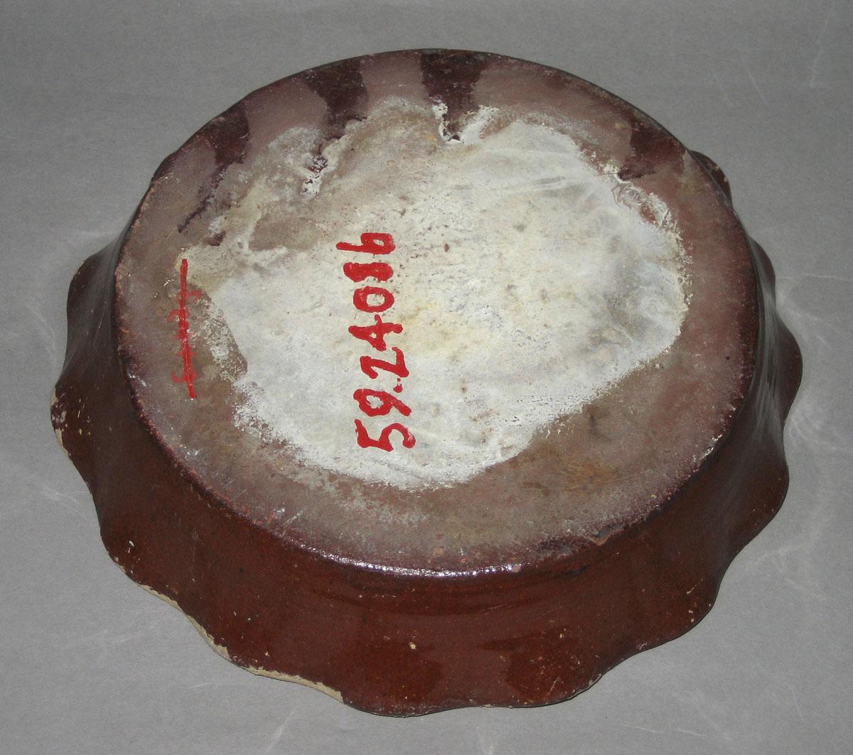 1959.2408 B Dish (bottom)