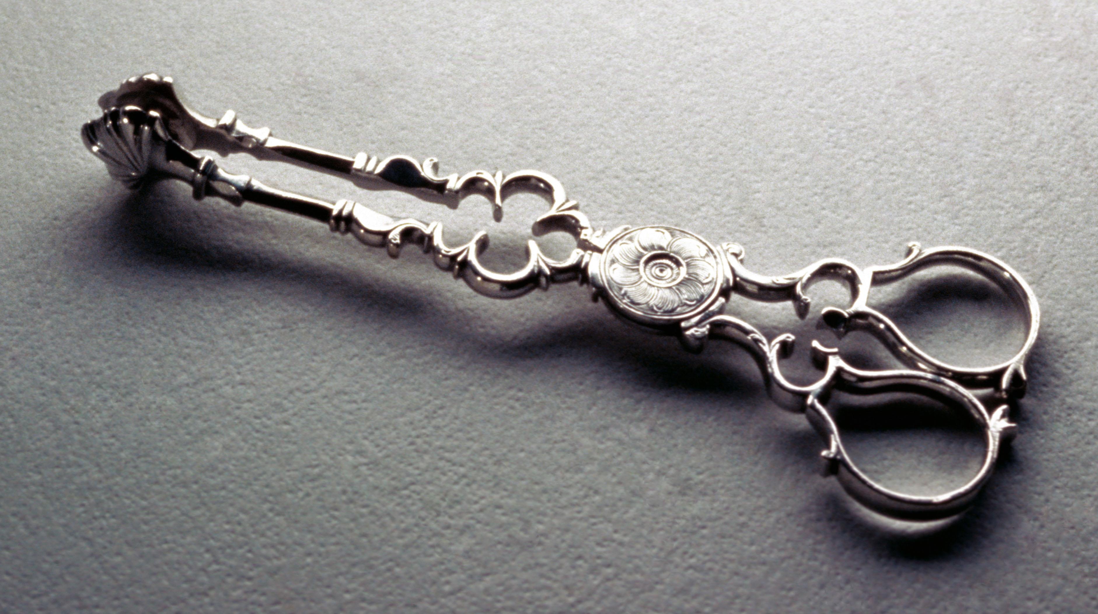 1954.0007 Tongs, Sugar Tongs