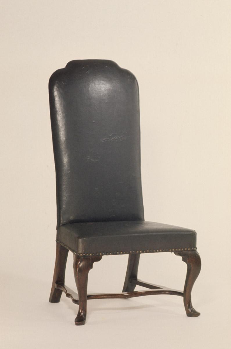 1959.2512 Stool, view 1