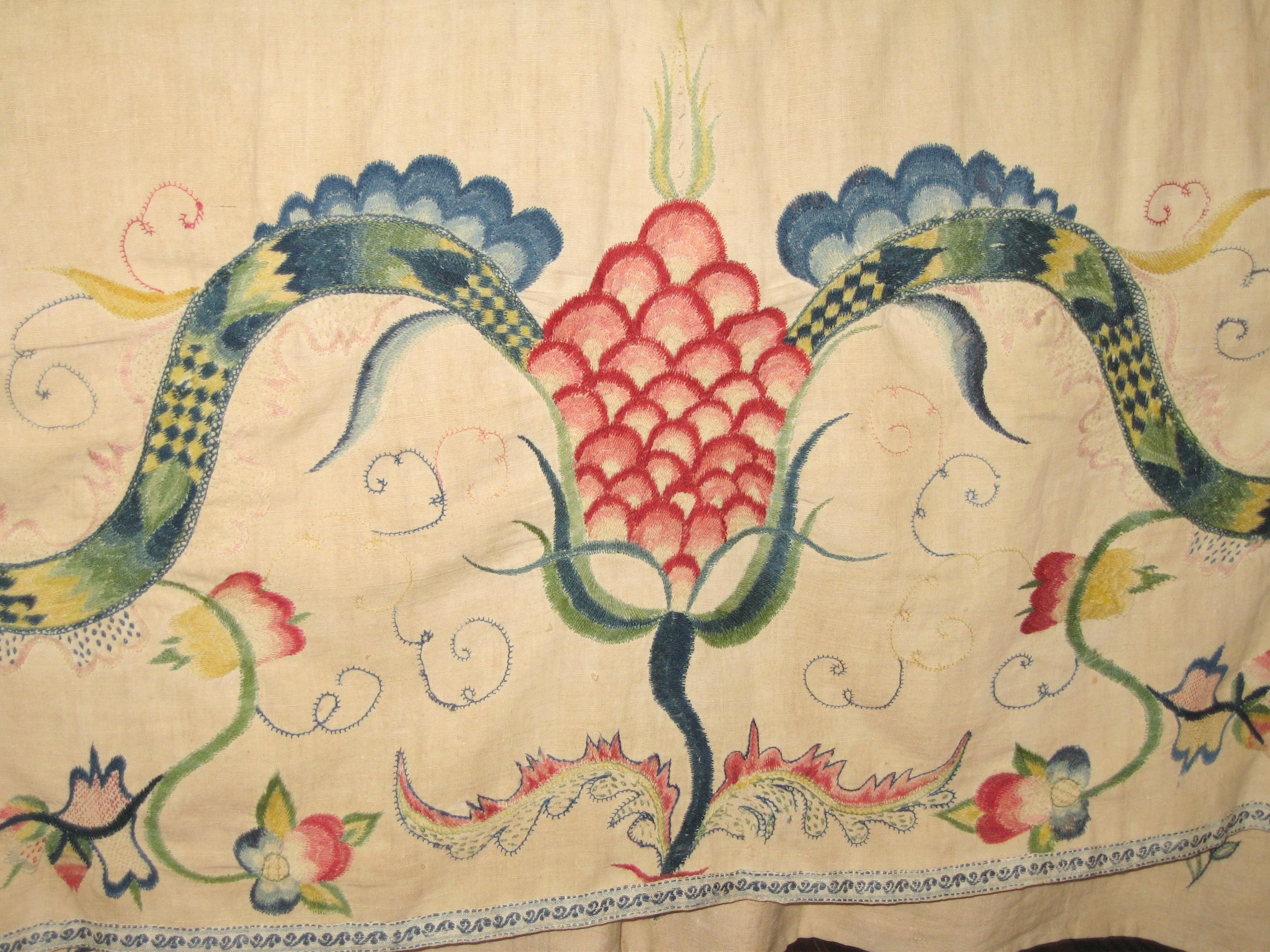 1954.0014.001  bedcover crewelwork2.