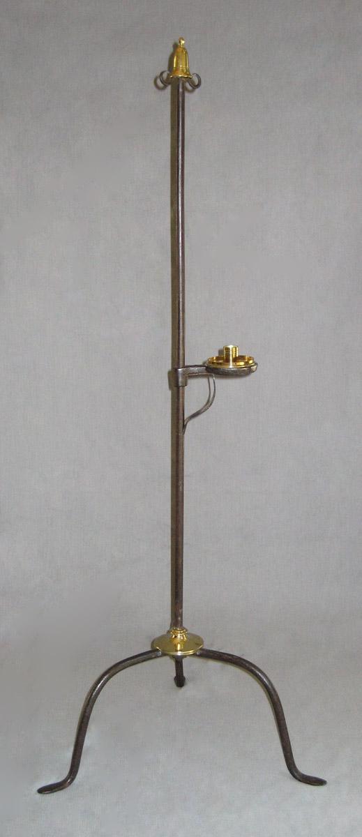 1959.2520 Candlestand