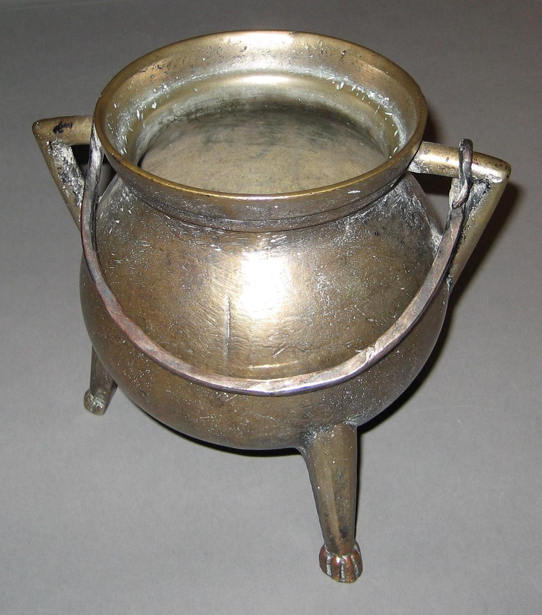 1959.2541 Pot
