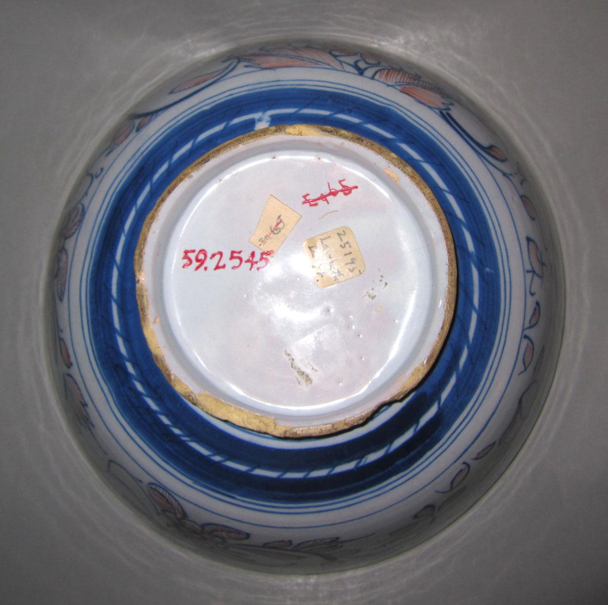 1959.2545 Delft bowl underside