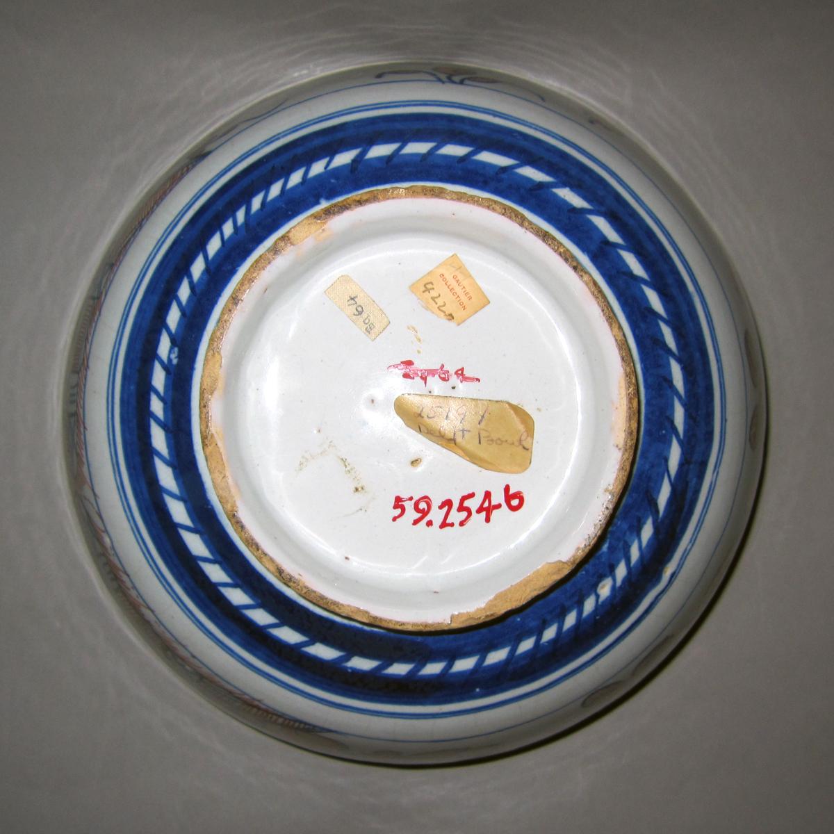 1959.2546 Delft bowl underside