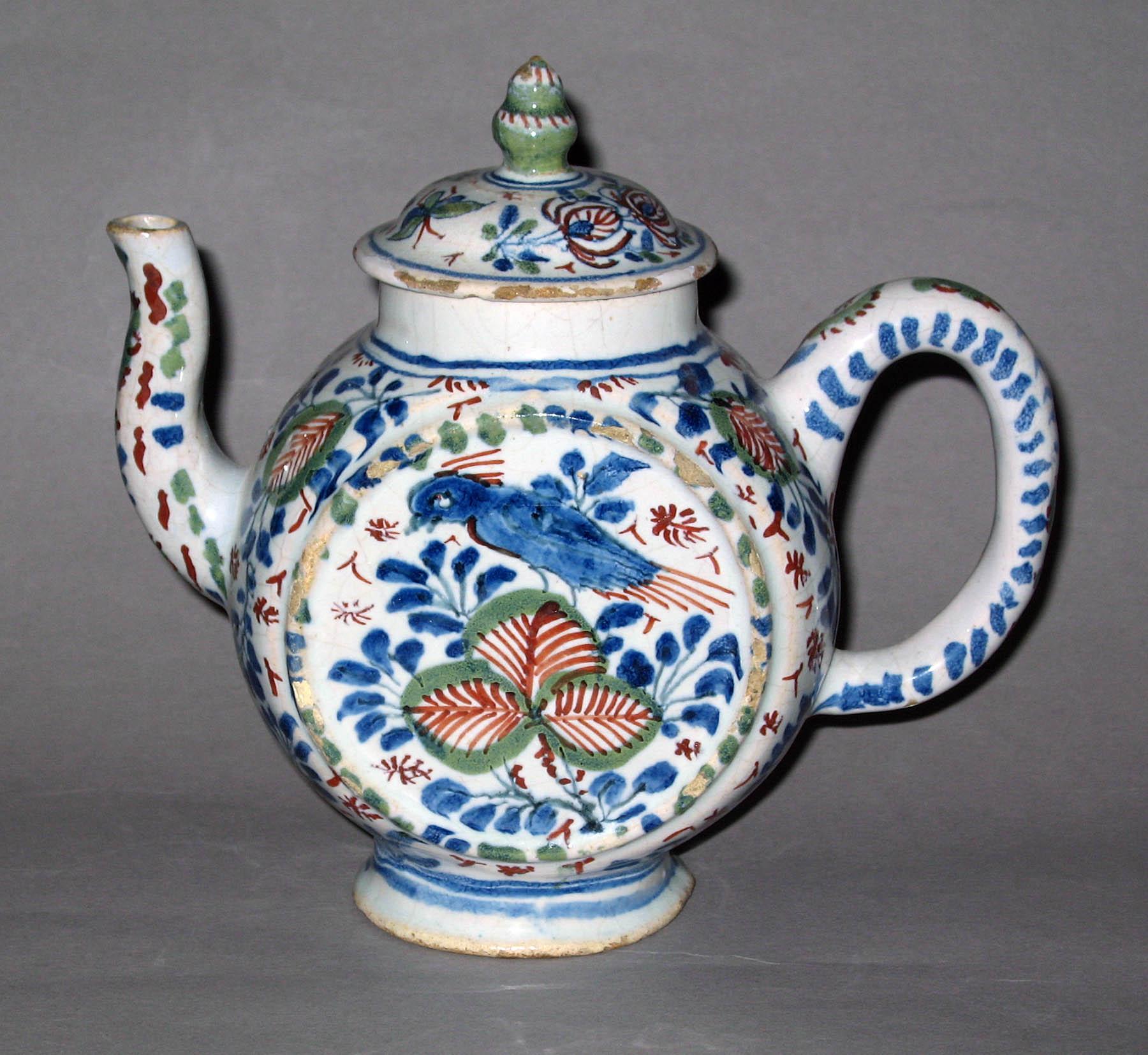 1959.2557 A, B Earthenware teapot