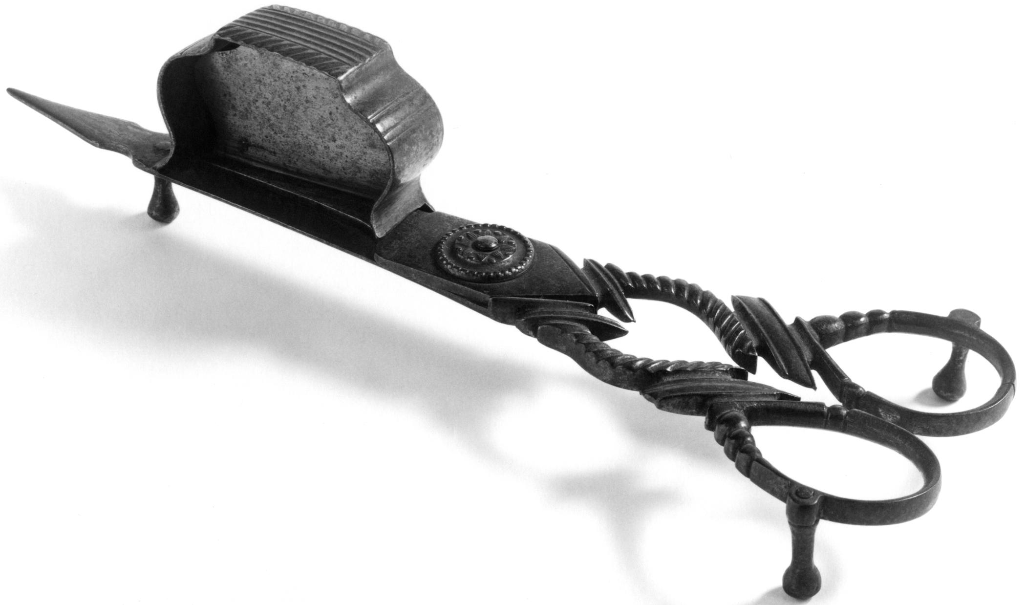 1959.2562 Snuffer