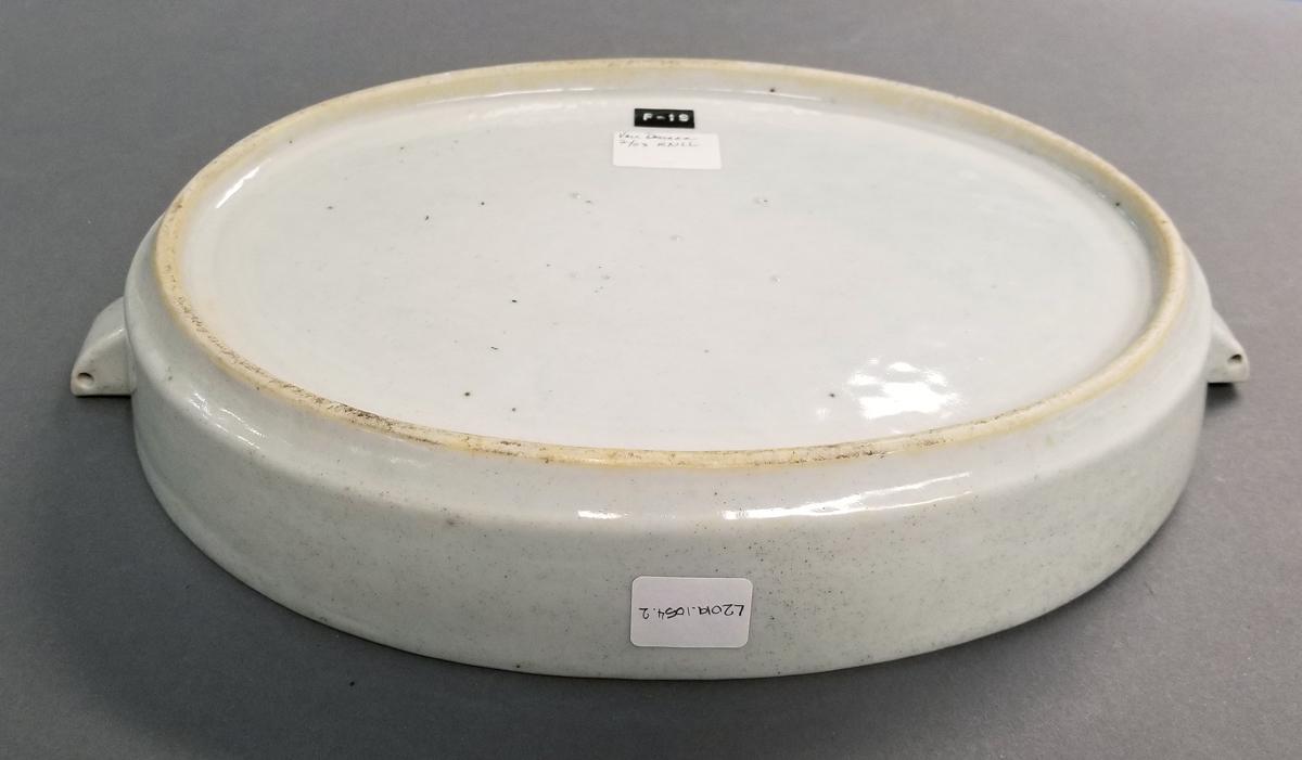 2020.0002.002 Hot water dish underside