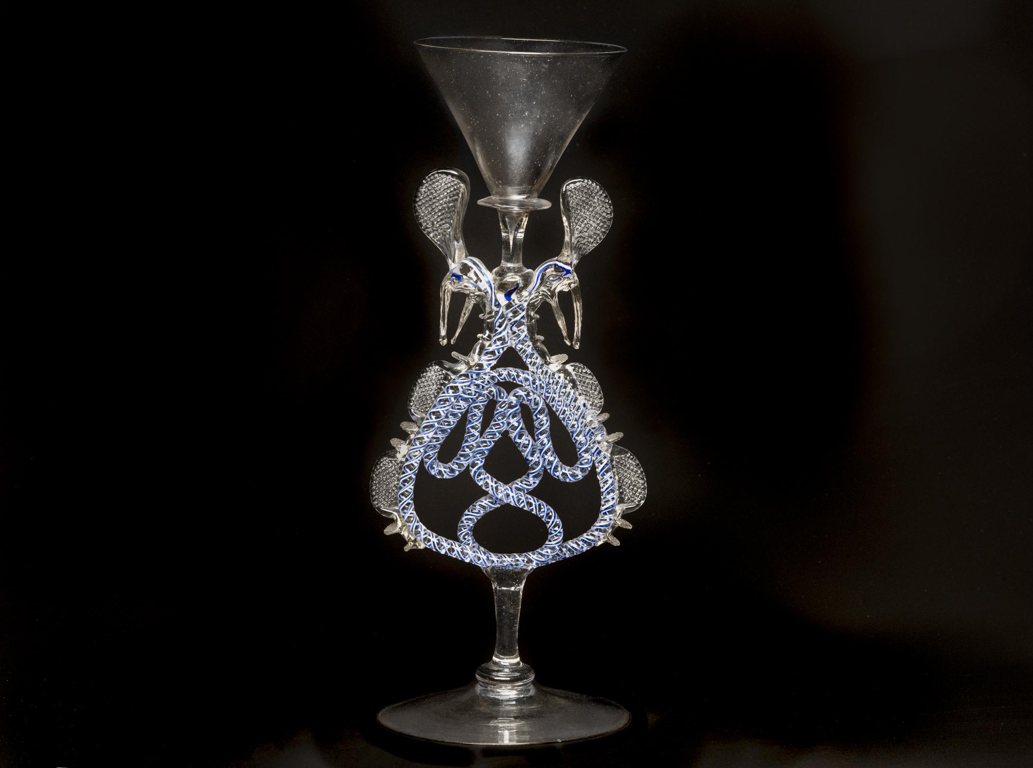 2019.0045 Glass (for drinking), view 1
