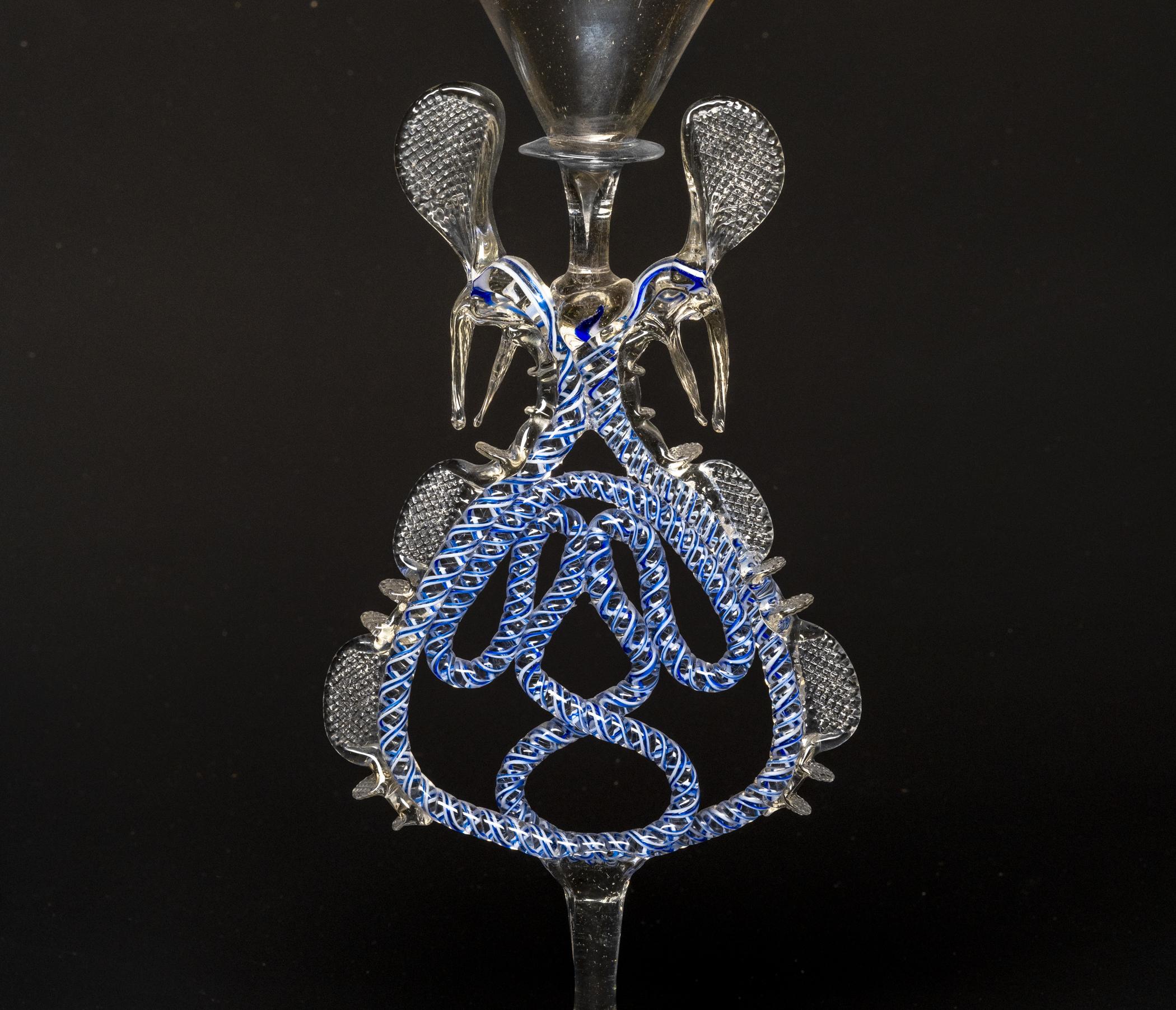 2019.0045 Glass (for drinking), detail 1