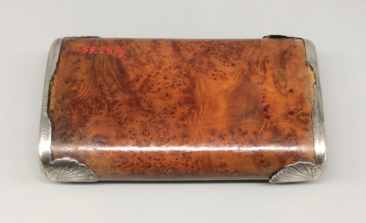 1959.2578 Box, view 3