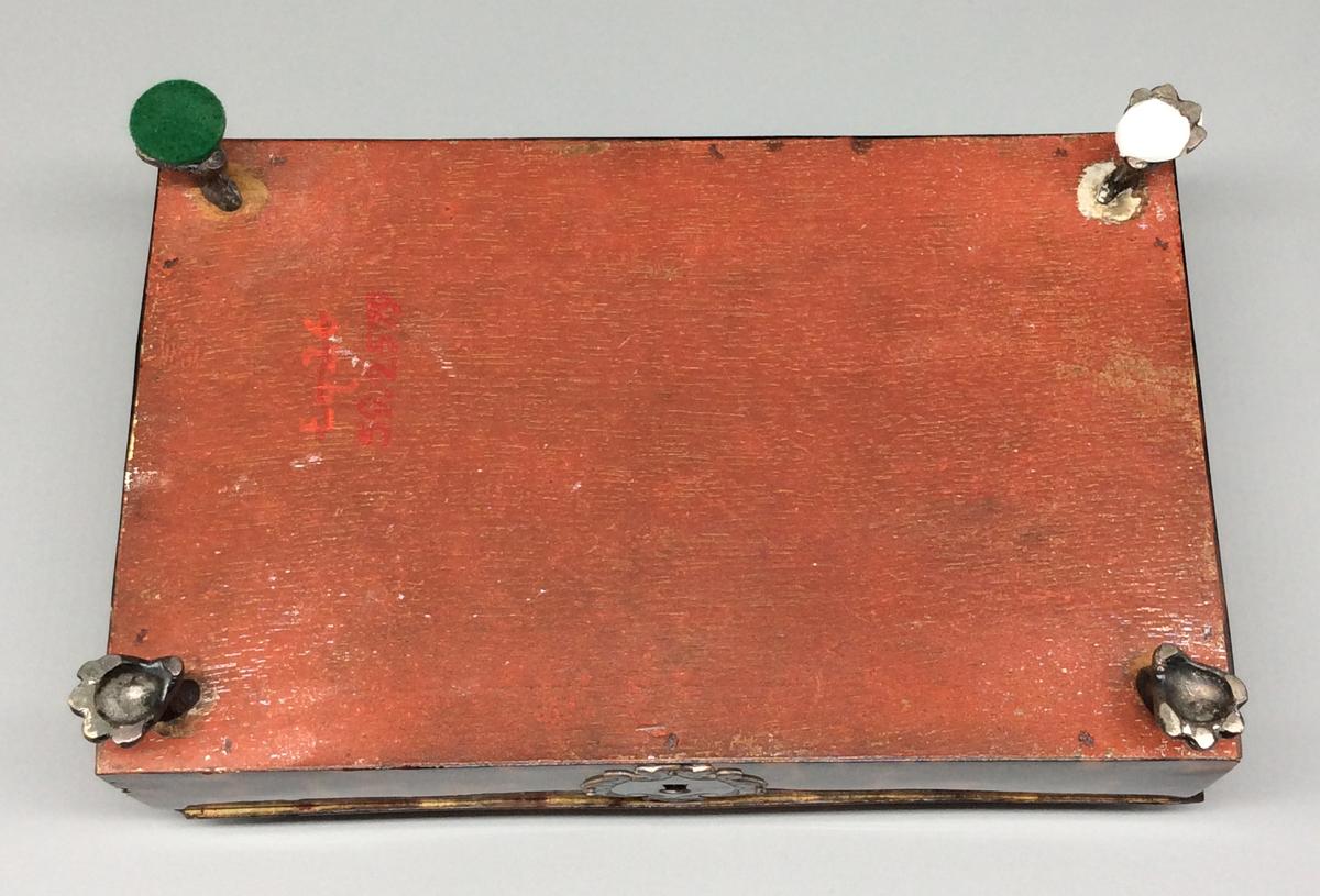 1959.2579 Box, view 4