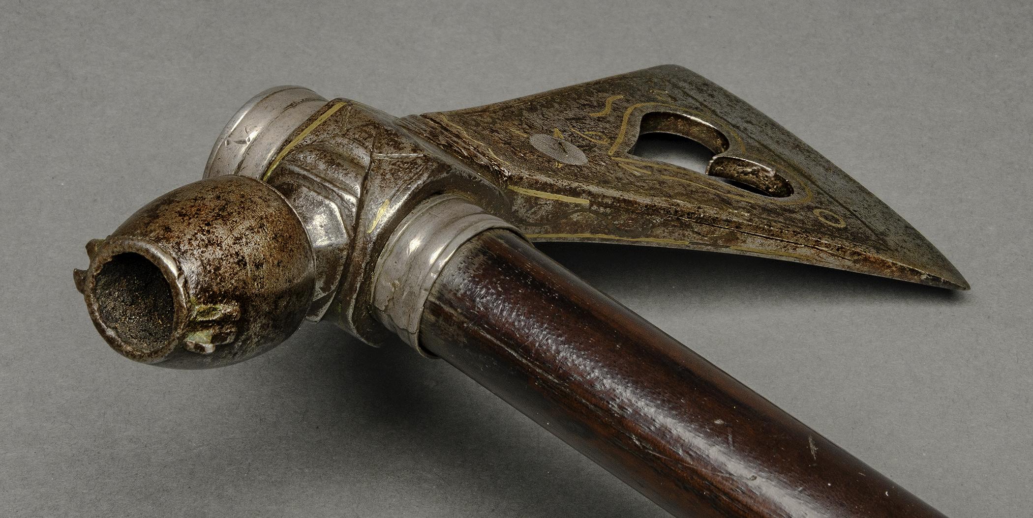 2019.0042.002 Tomahawk, Pipe tomahawk, view 2