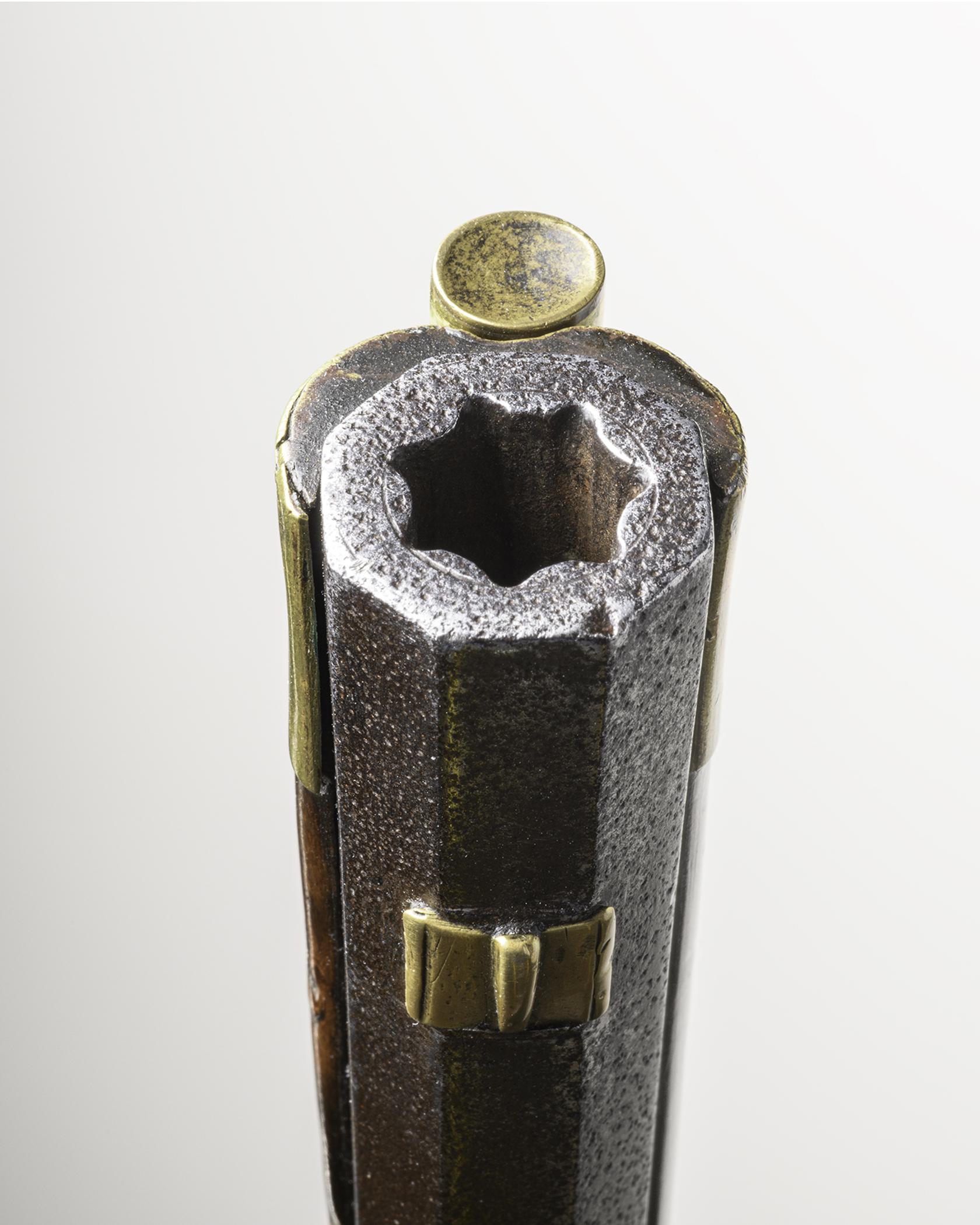2019.0042.001 Rifle, Flintlock rifle, muzzle, detail 3