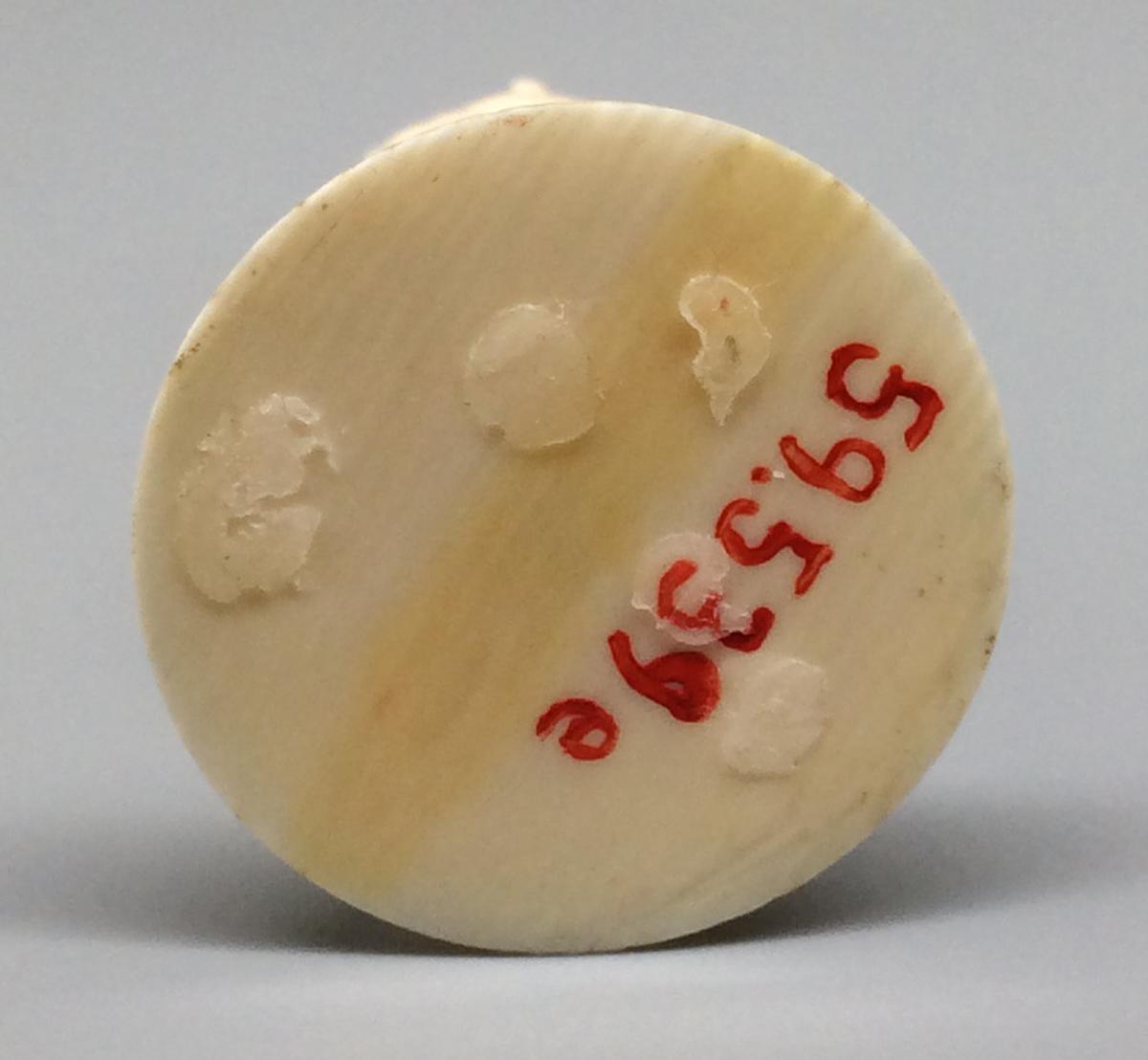 1959.0539 E Chess piece, view 3
