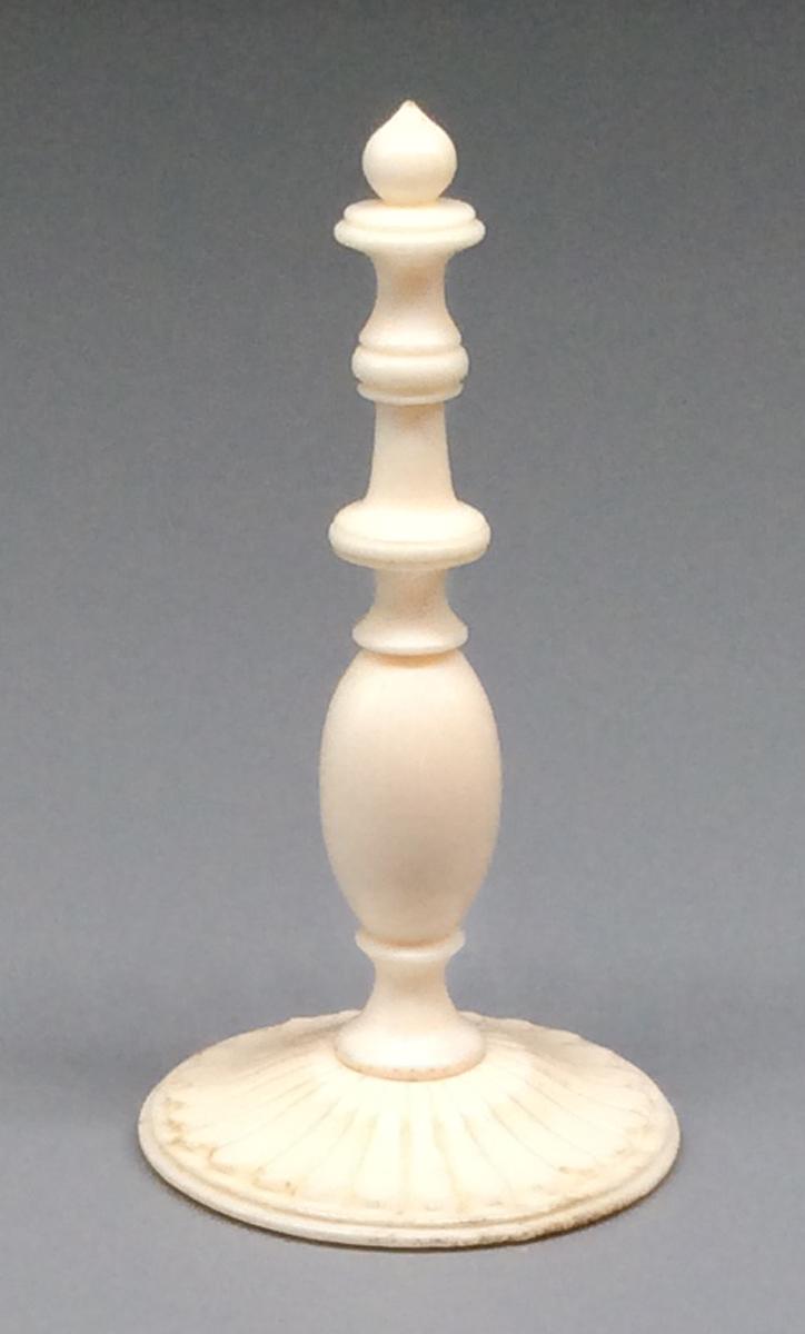 1959.0539 K Chess piece, view 1