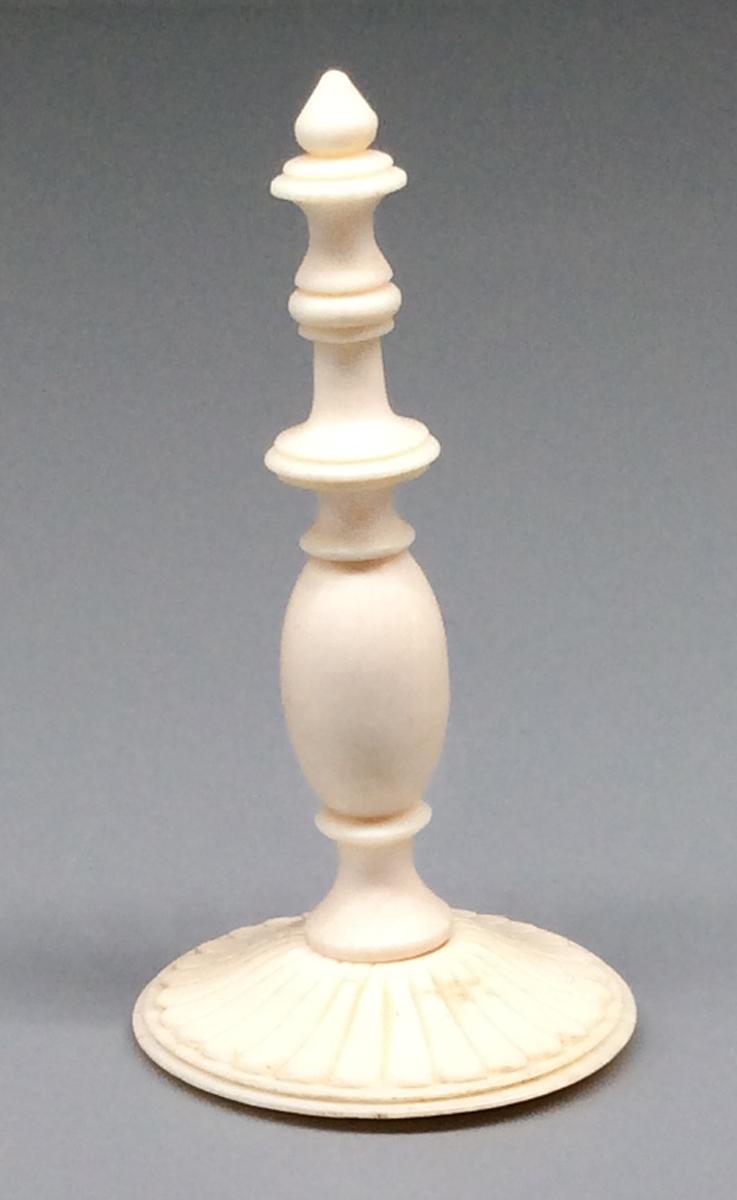 1959.0539 N Chess piece, view 2