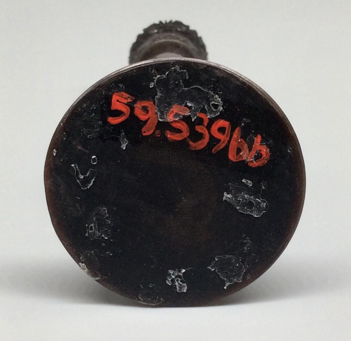 1959.0539 BB Chess piece, view 3