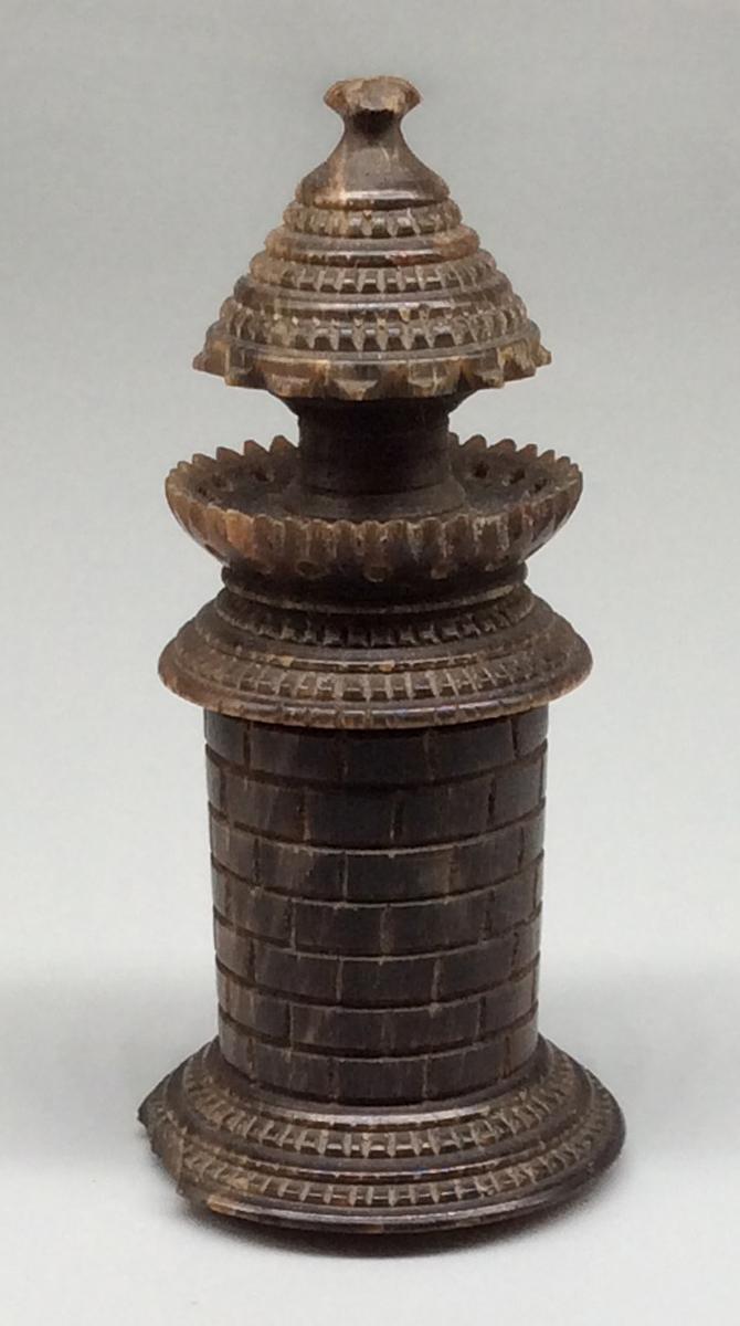 1959.0539 CC Chess piece, view 1