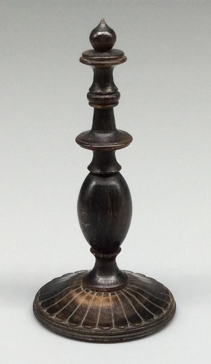 1959.0539 II Chess piece, view 2
