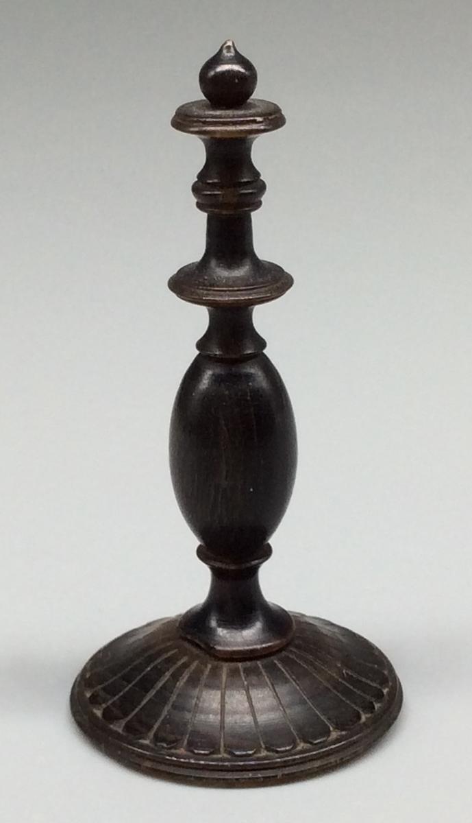 1959.0539 OO Chess piece, view 2