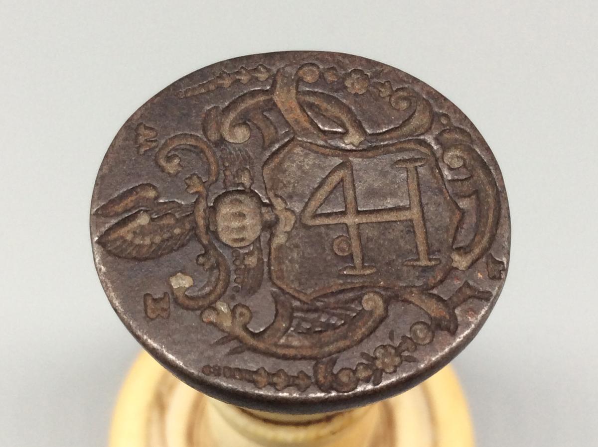 1959.2595 Seal, detail 1