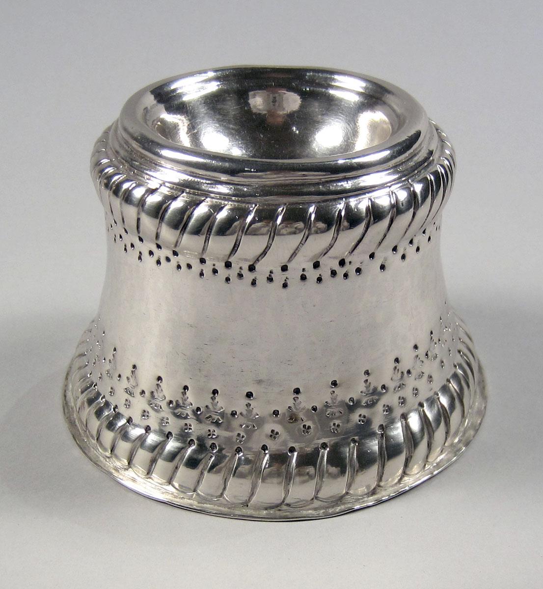 1959.2596 Silver Salt back