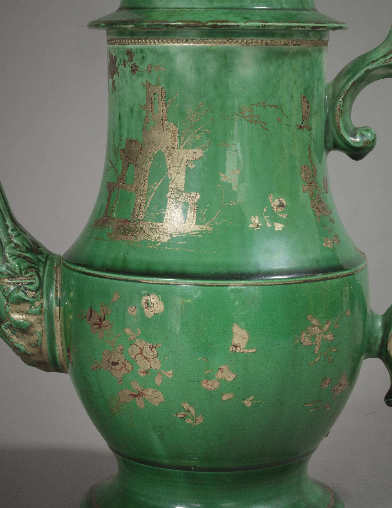 2020.0023.002 A, B Coffee pot, detail 1