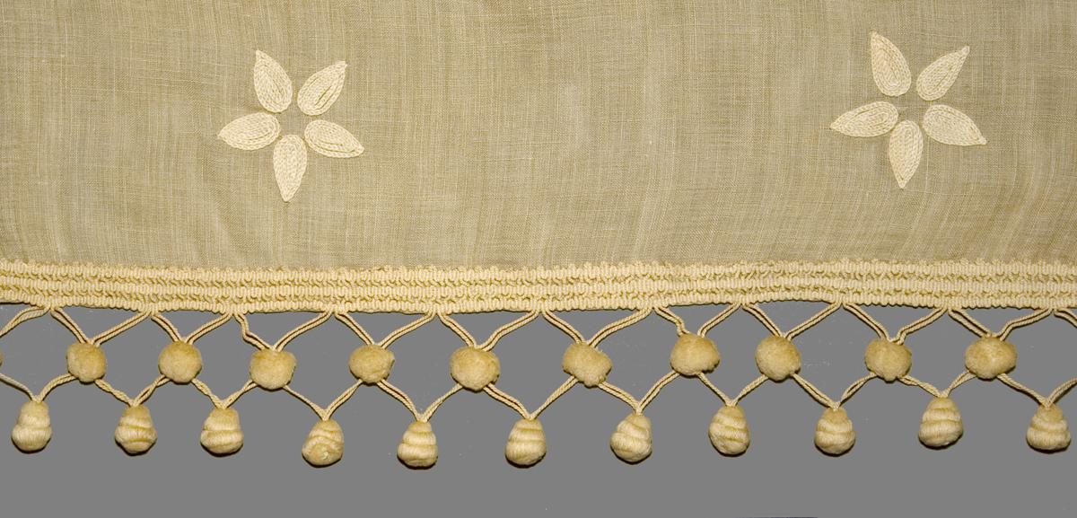1959.2637 D Window Hanging, Curtain, Trim Detail