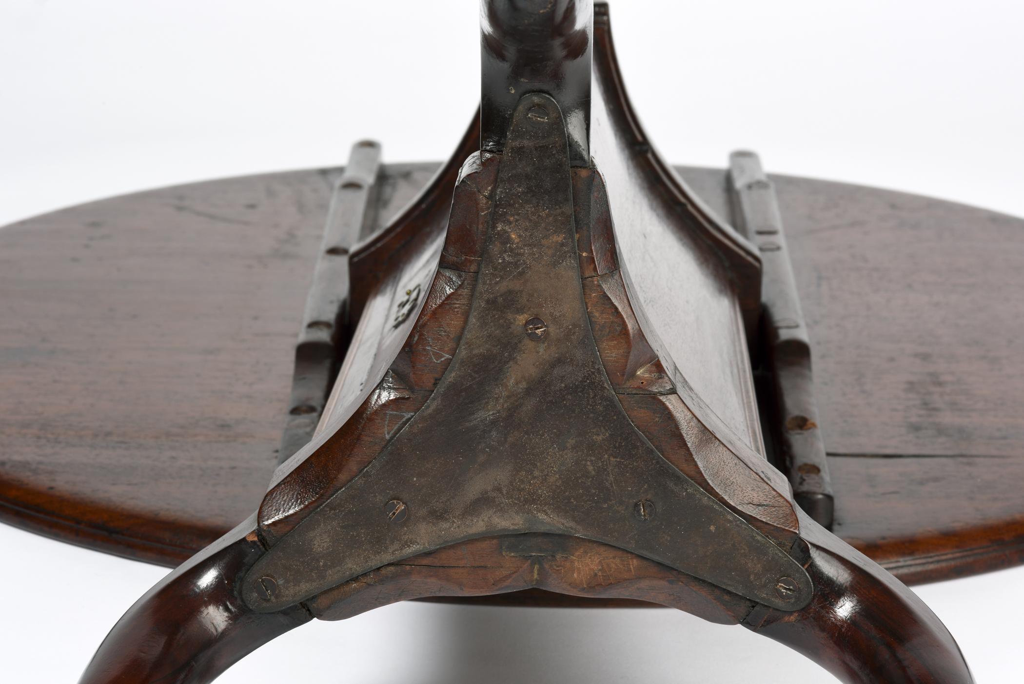 1959.2648 Table, detail 4