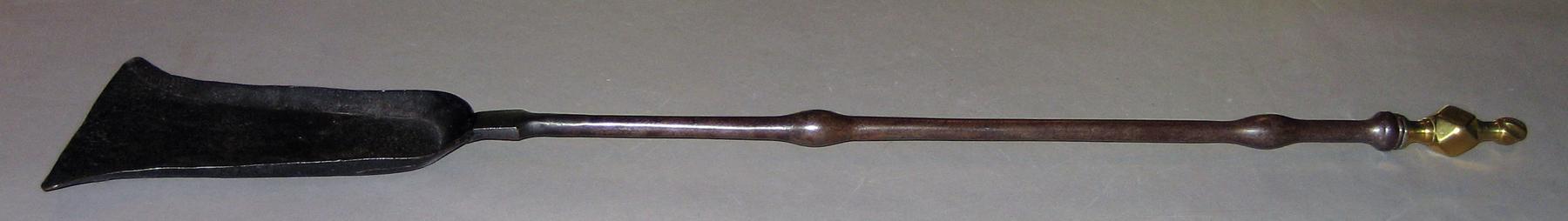1959.2670 Shovel