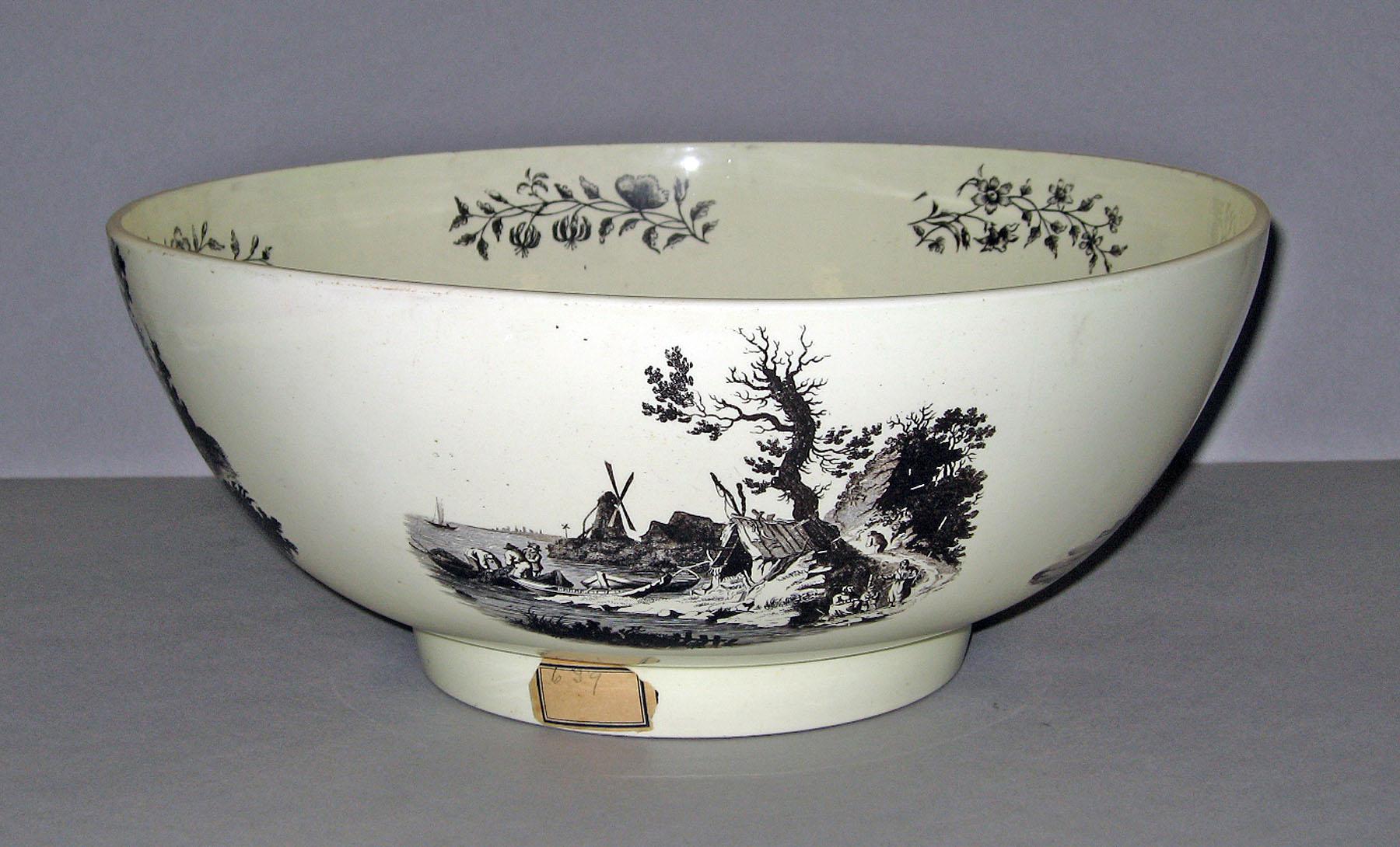 1959.2691 Creamware bowl (side 3)