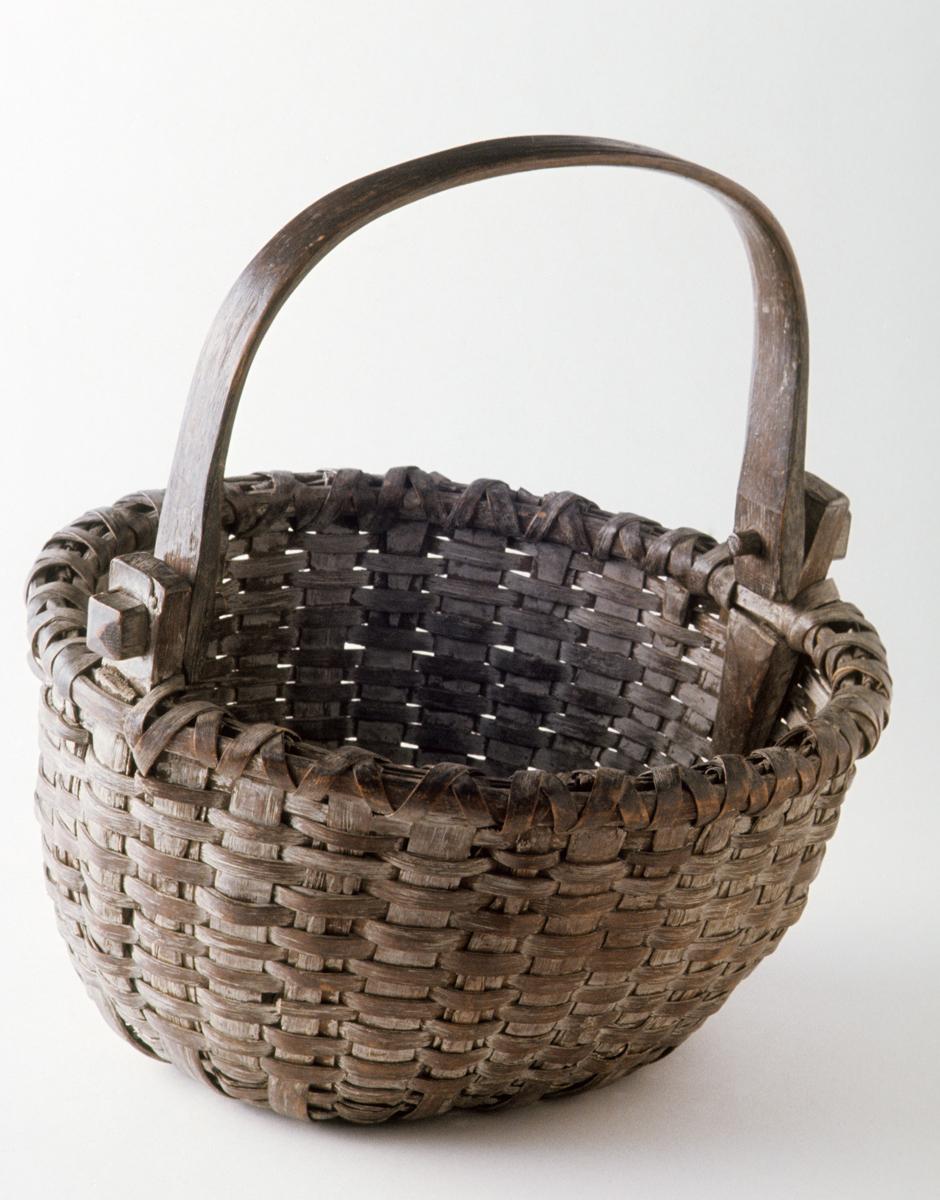 1959.2704 Basket