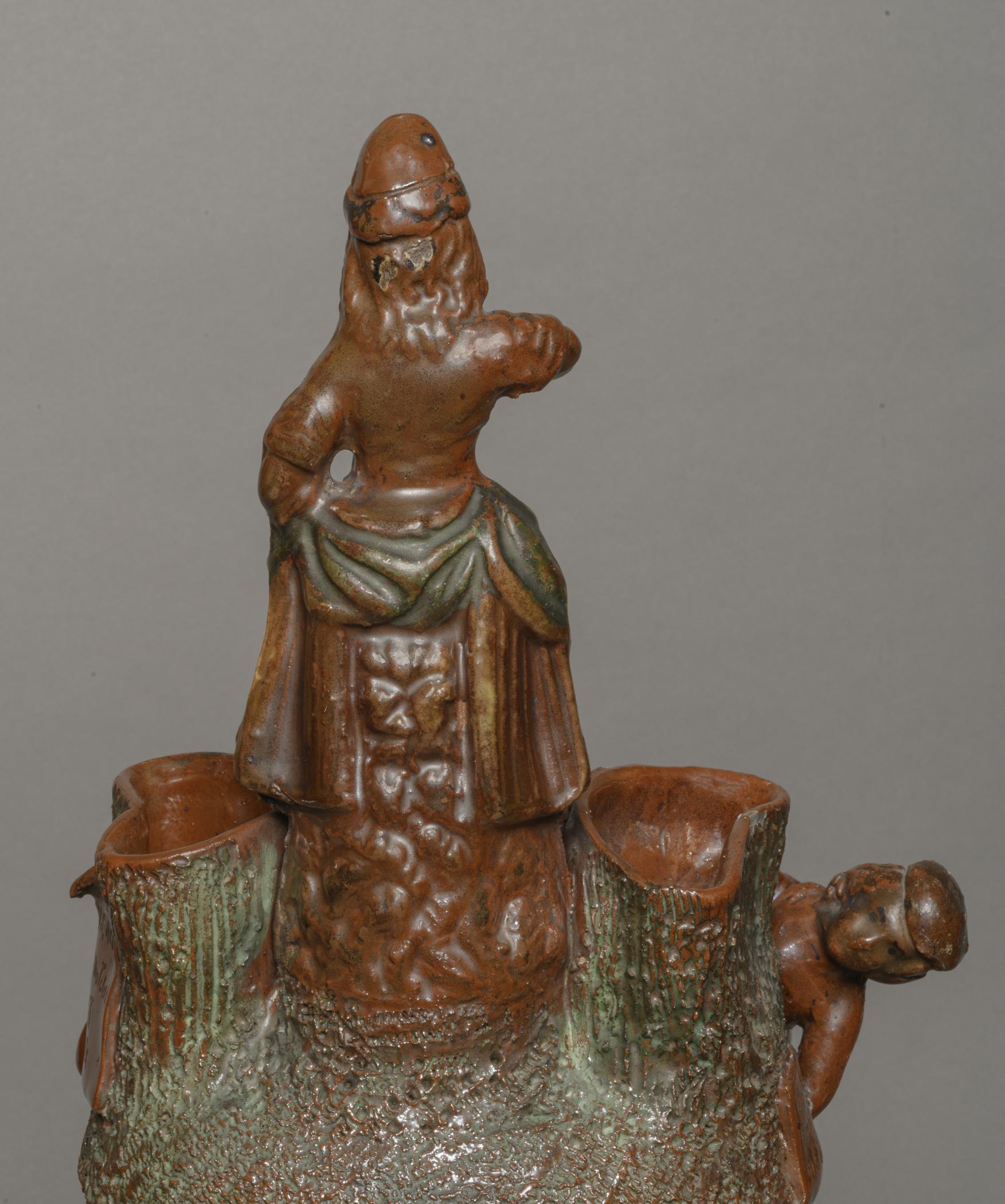 2021.0017 Figure group, detail 4