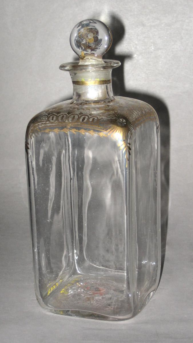 1959.2778 H Glass case bottle