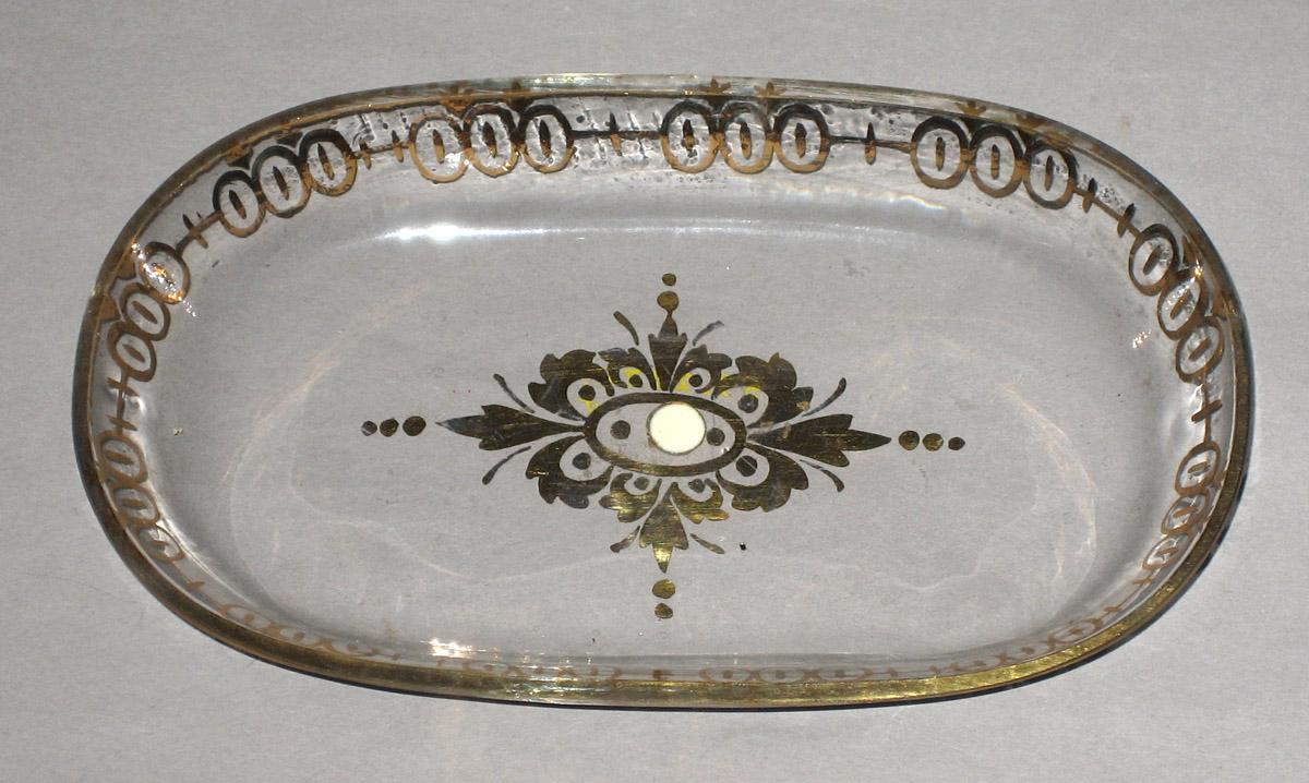 1959.2778 J Glass tray