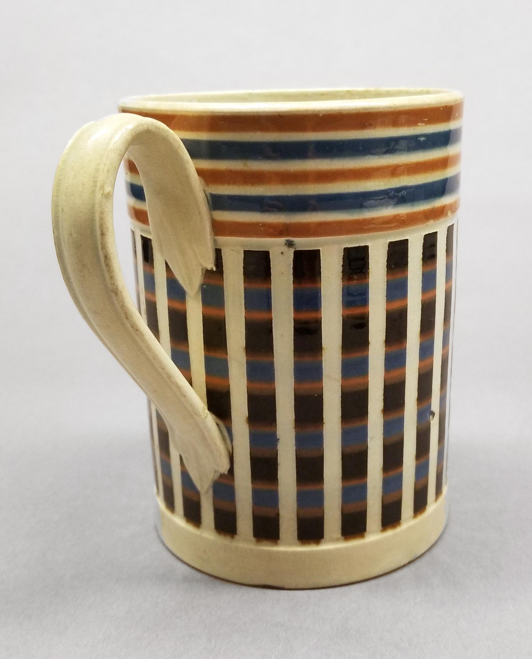2023.0008.010 Mug handle view
