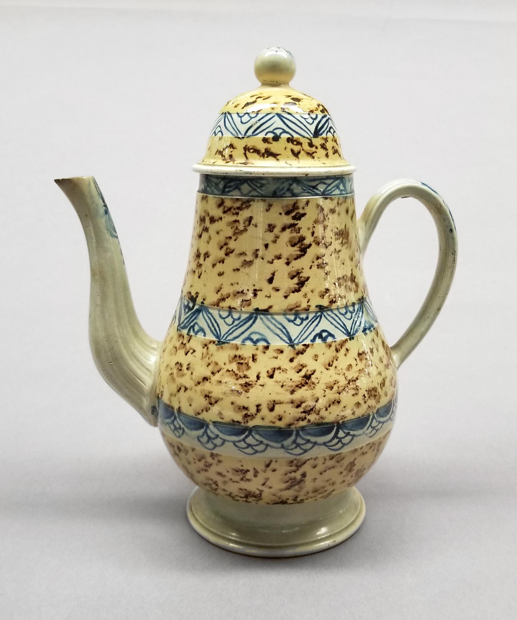 2023.0008.020 A-B coffeepot