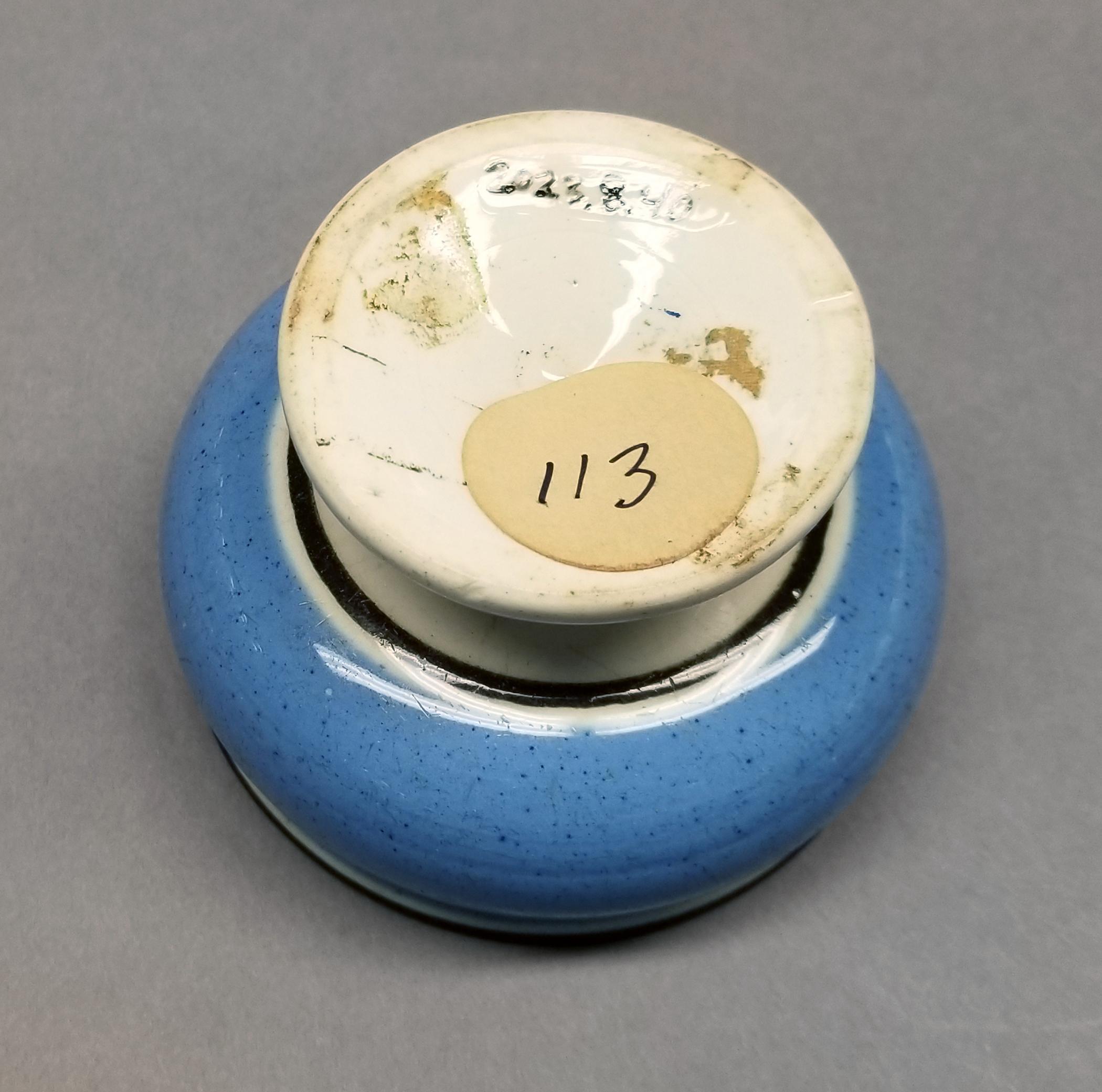 2023.0008.040 Salt underside