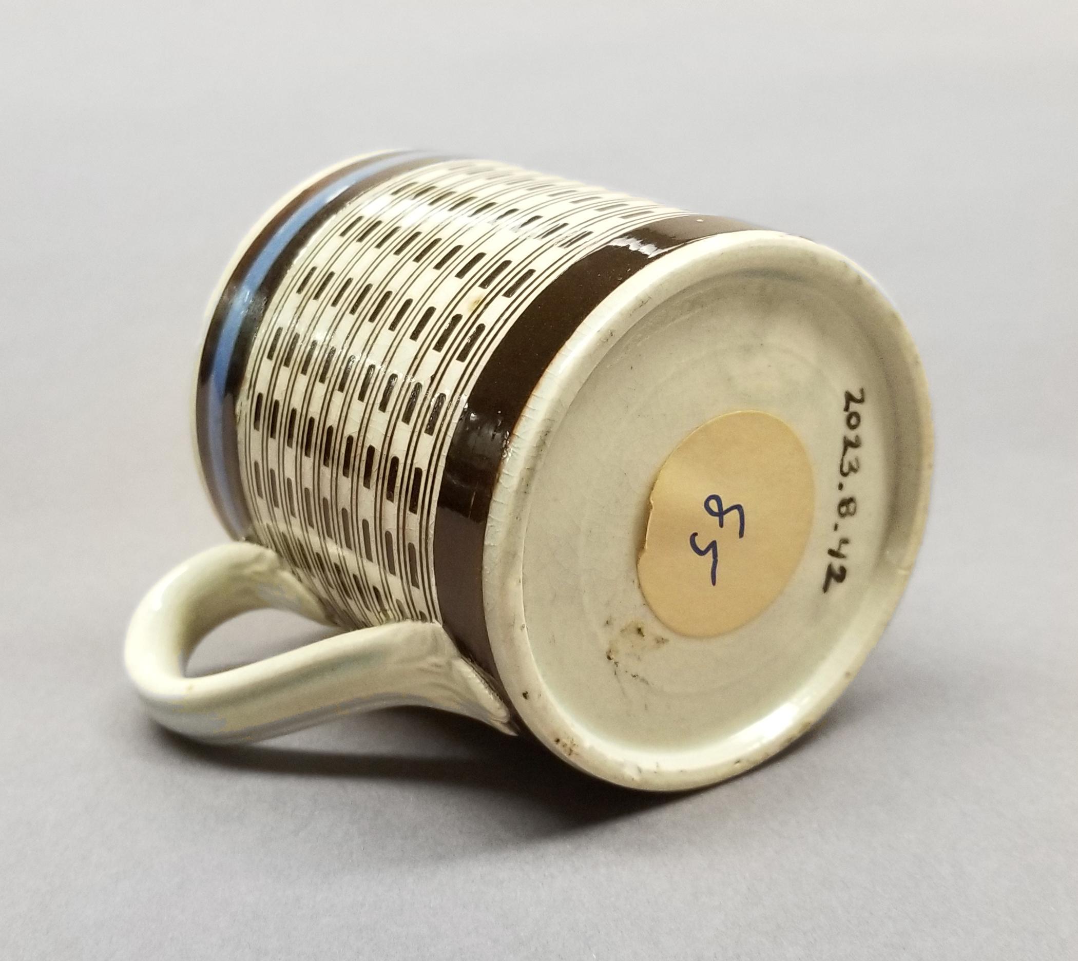 2023.0008.042 Mug underside