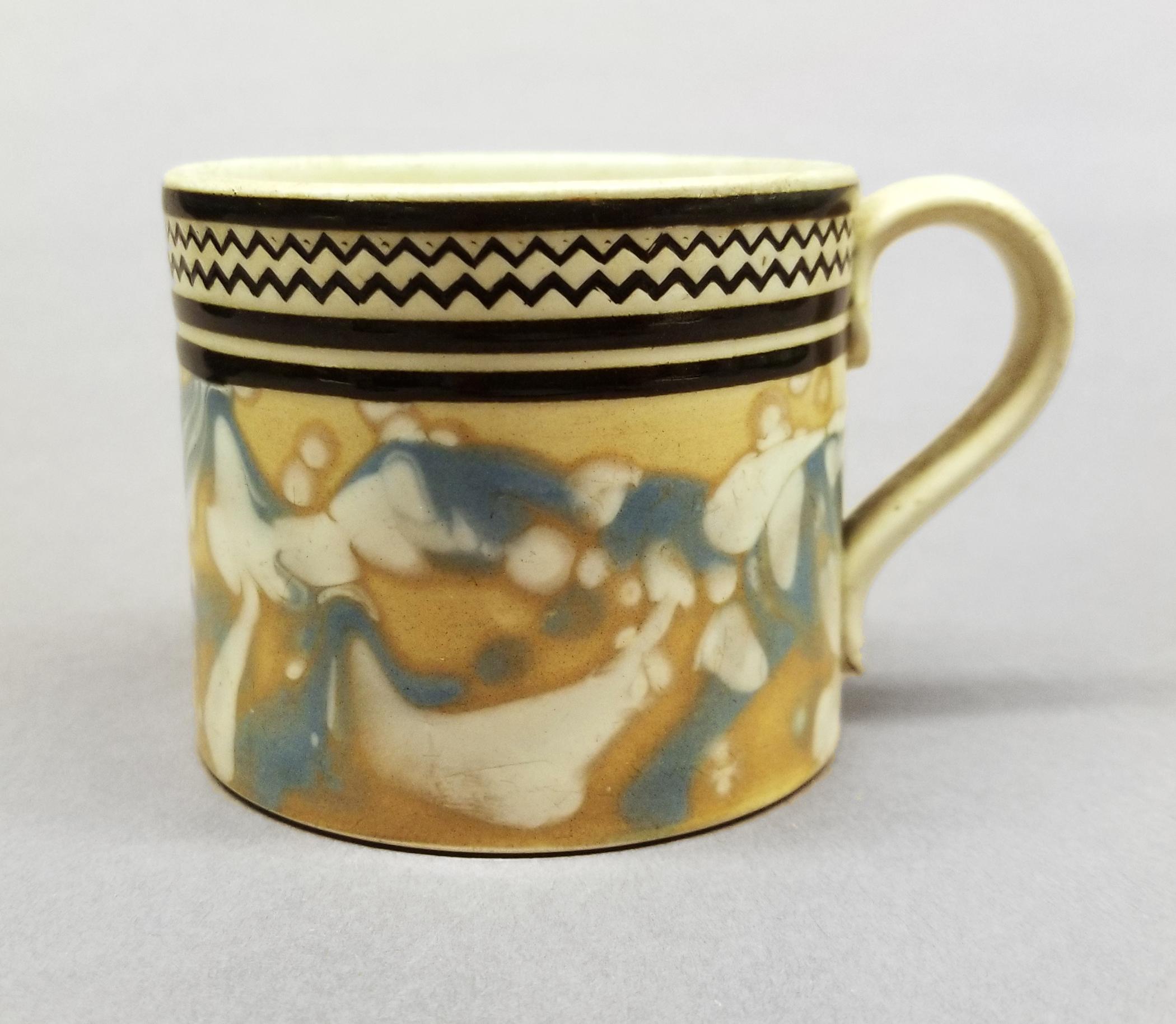2023.0008.043 Mug side 1