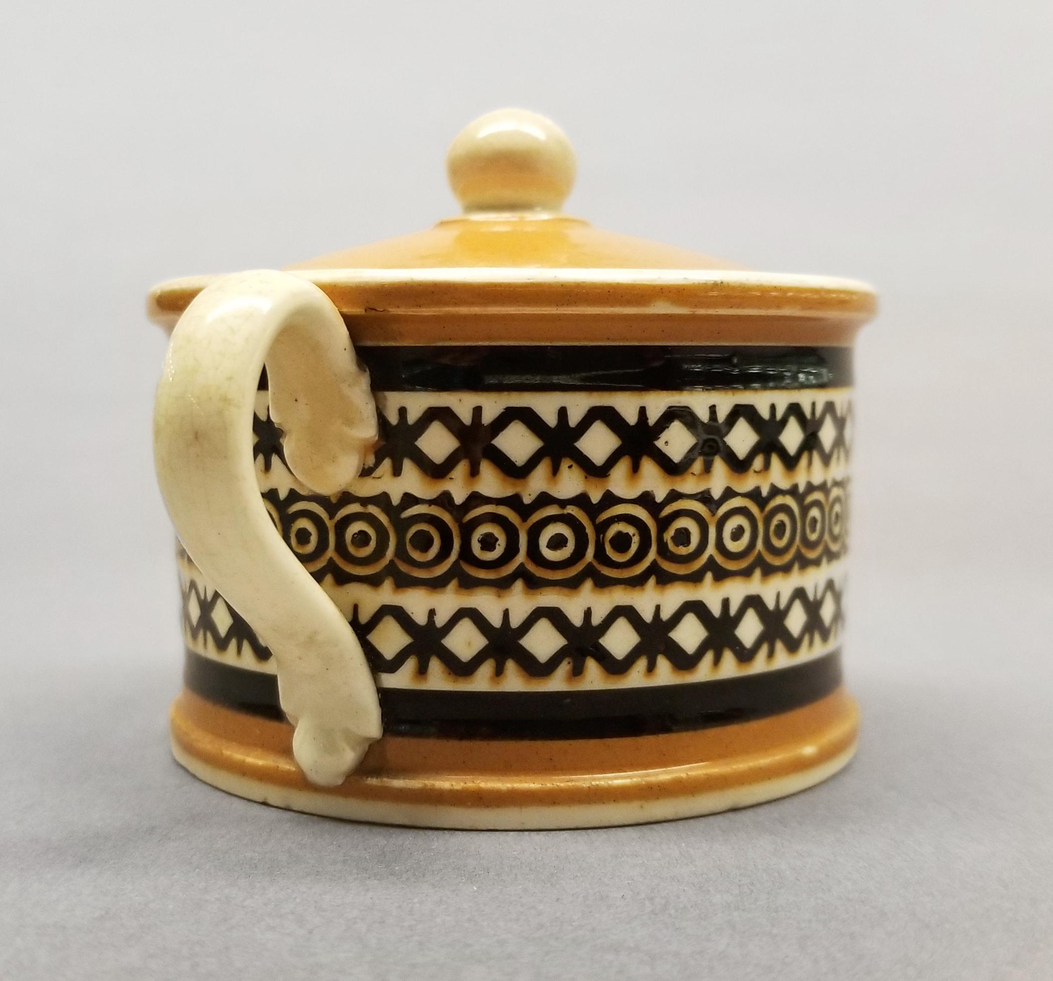 2023.0008.044 A-B Mustard pot view 3