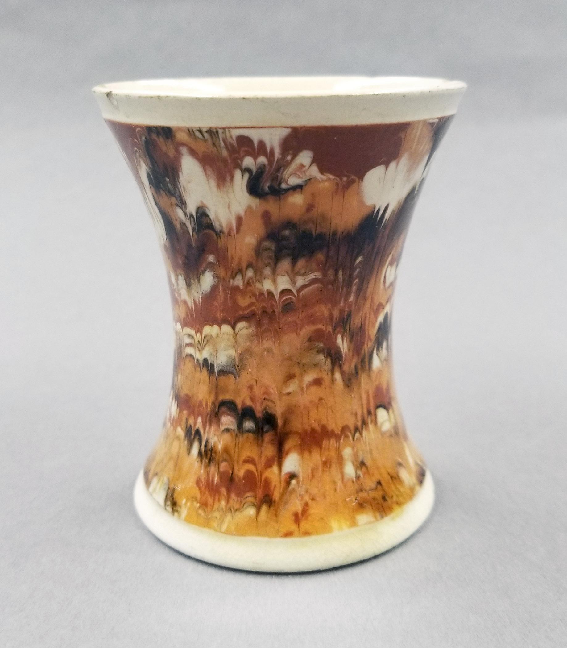 2023.0008.050 spill vase side 2
